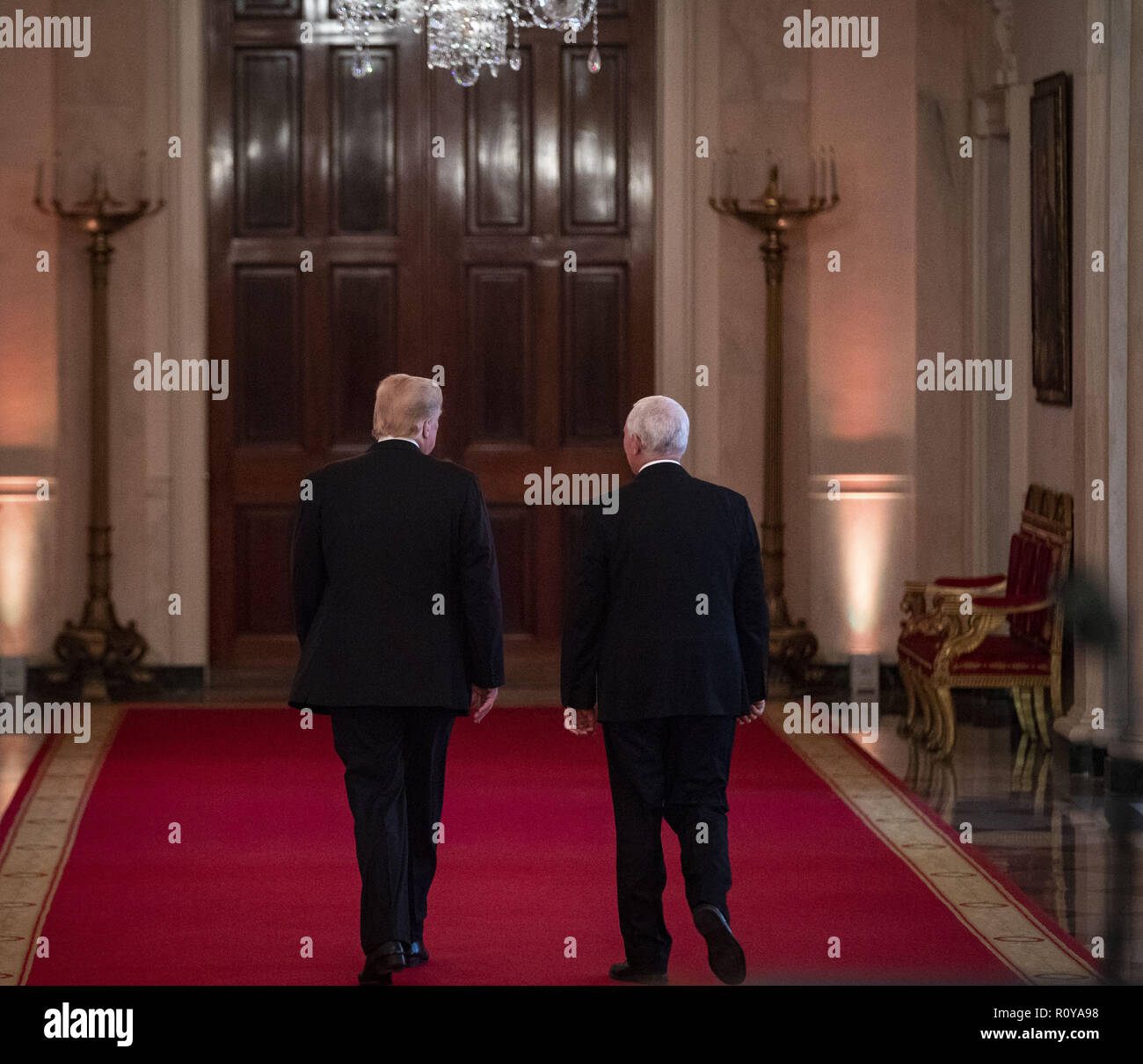 Washington, District of Columbia, USA. 7th Nov, 2018. United States President Donald J. Trump and US Vice President Mike Pence depart after a news conference in the East Room, on Wednesday, Nov. 7, 2018 at the White House in Washington, DC Credit: Al Drago/Pool via CNP Credit: Al Drago/CNP/ZUMA Wire/Alamy Live News Stock Photo