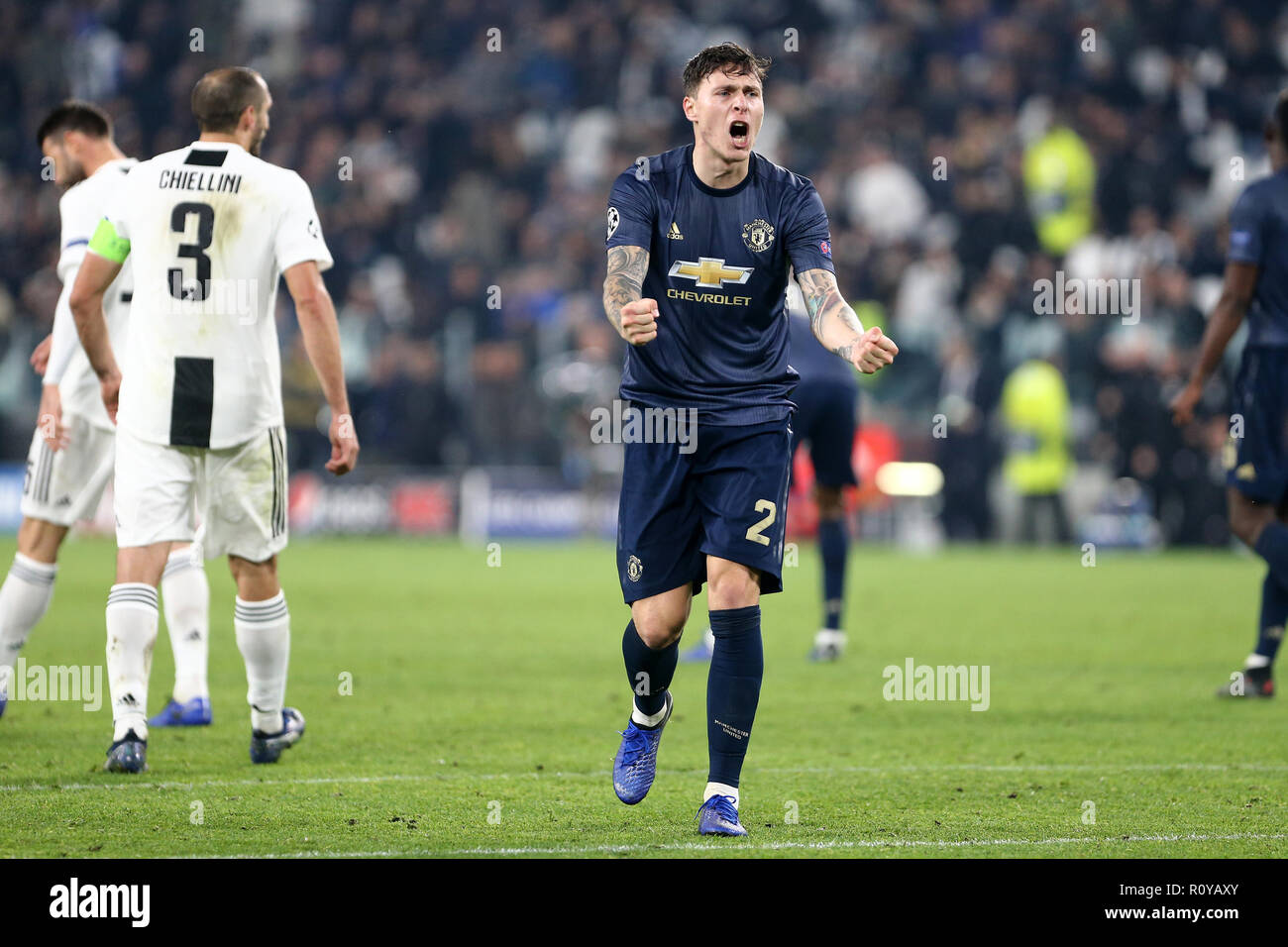 Torino, Italy. 07th November 2018. Victor Lindelof  of Manchester United Fc  celebrate et the end of the Uefa Champions League Group H match between Juventus Fc and Manchester United Fc. Credit: Marco Canoniero/Alamy Live News Stock Photo