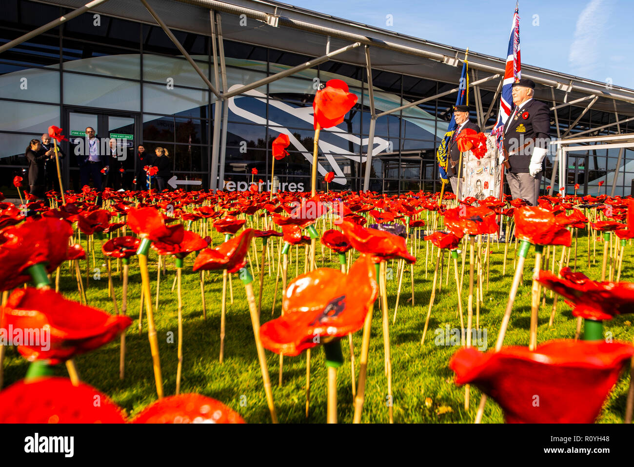 London Southend Airport, Essex, UK. To mark the centenary of the end of World War One a commemorative garden has been opened outside the terminal at London Southend Airport consisting of 2000 red ceramic poppies made by hundreds of children from 25 Southend schools Stock Photo