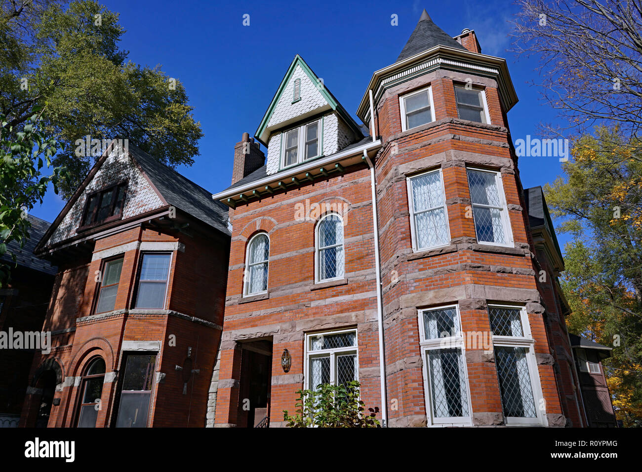 Gothic townhouse hi-res stock photography and images - Alamy