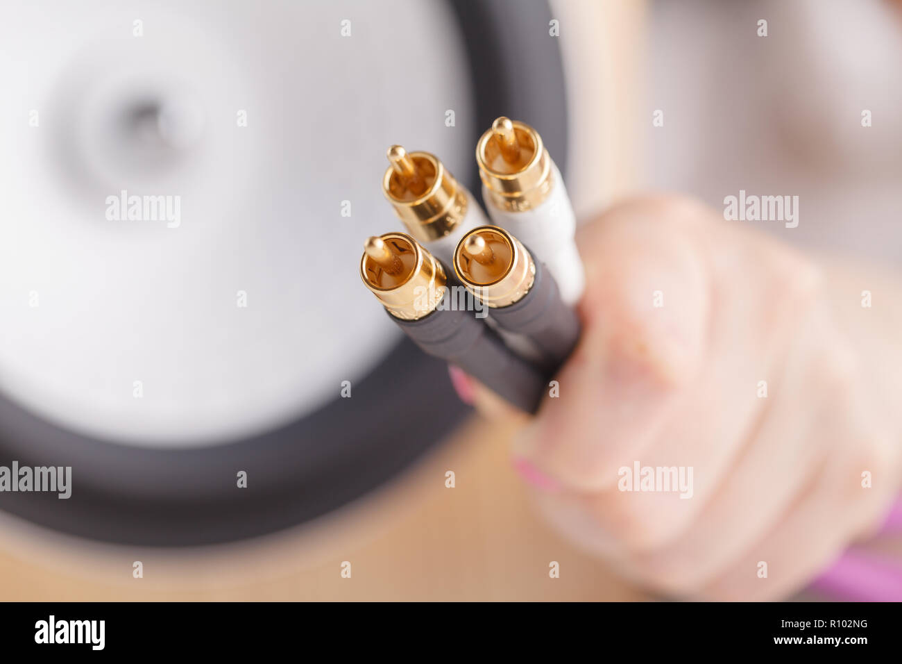 Cinch cable hires stock photography and images Alamy