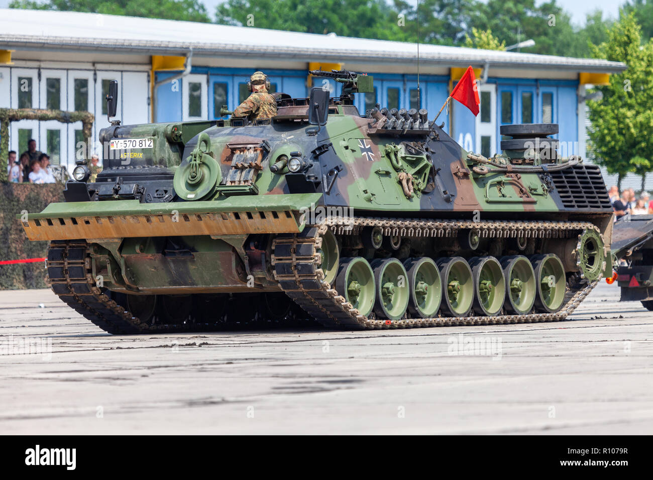 Armored Recovery Vehicle Hi-res Stock Photography And, 05/23/2024