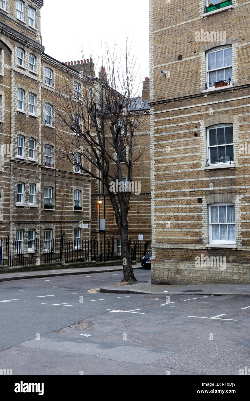 Peabody housing london hires stock photography and images Alamy