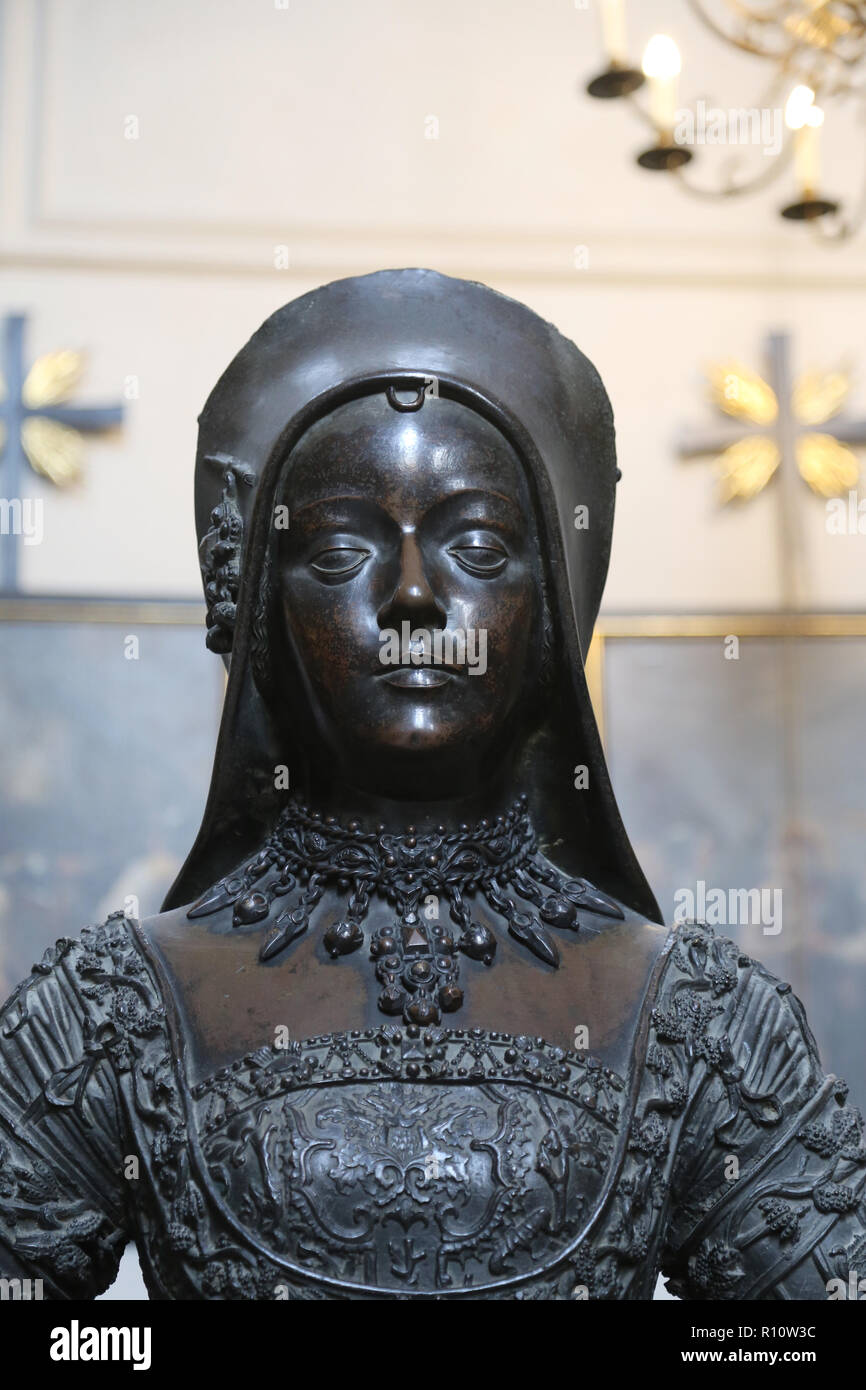 Mary, Duchess of Burgundy (14571482). Statue, 1513/16 By Gilg