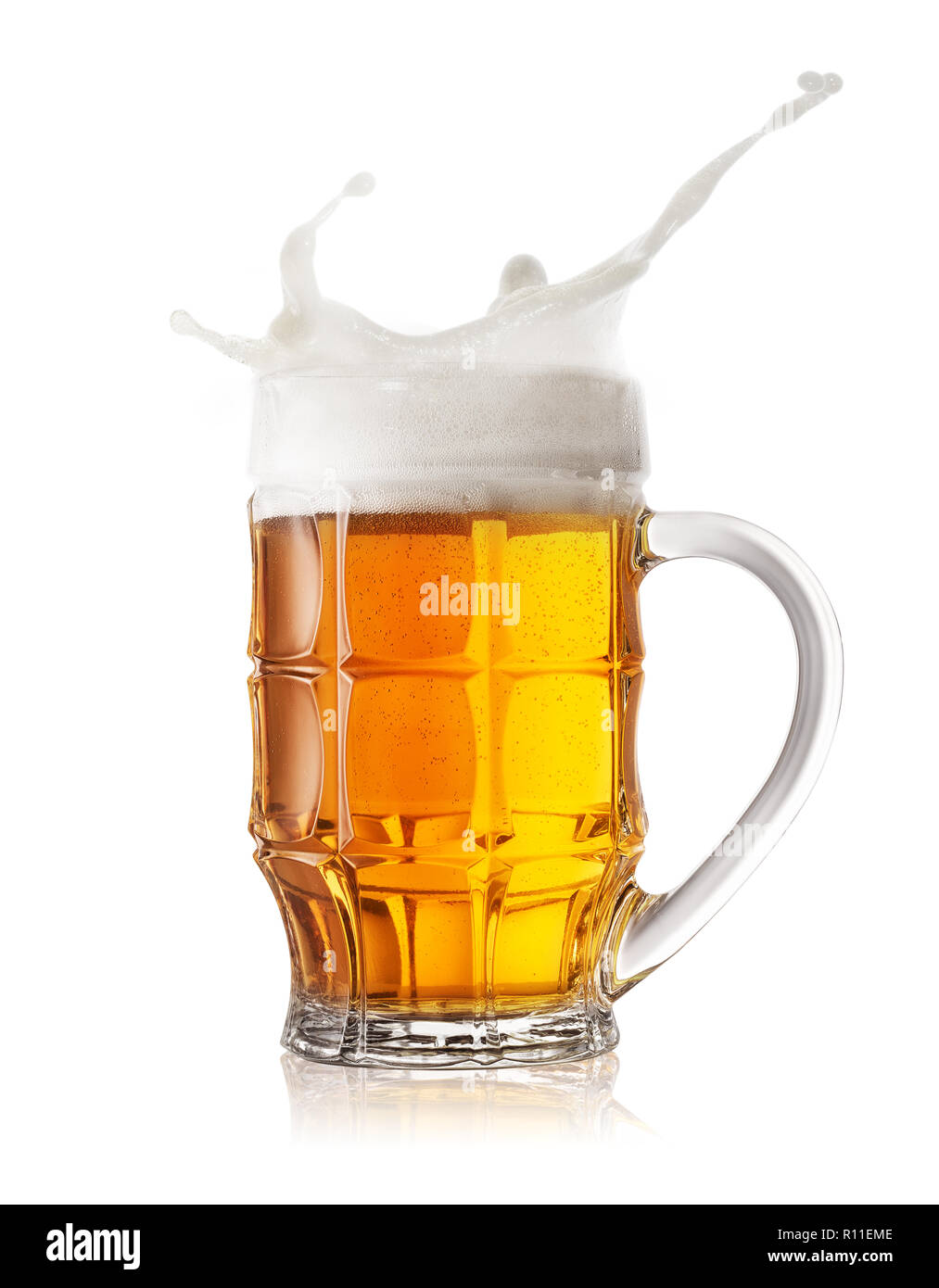 Download Beer Foam Splash White Yellow High Resolution Stock Photography And Images Alamy Yellowimages Mockups