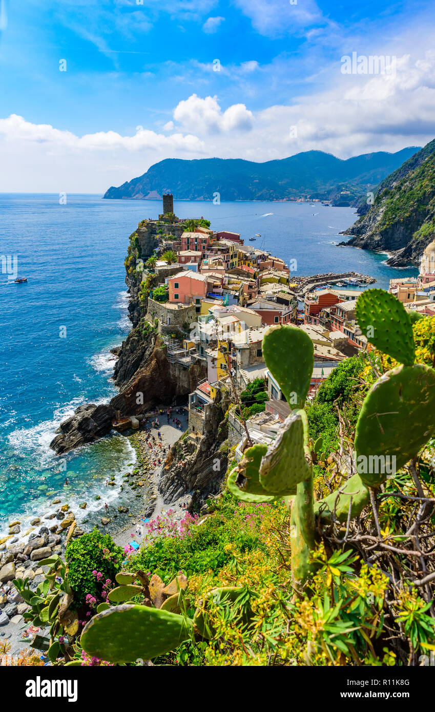 Vernazza - Village of Cinque Terre National Park at Coast of Italy.  Beautiful colors at sunset. Province of La Spezia, Liguria, in the north of  Italy Stock Photo - Alamy