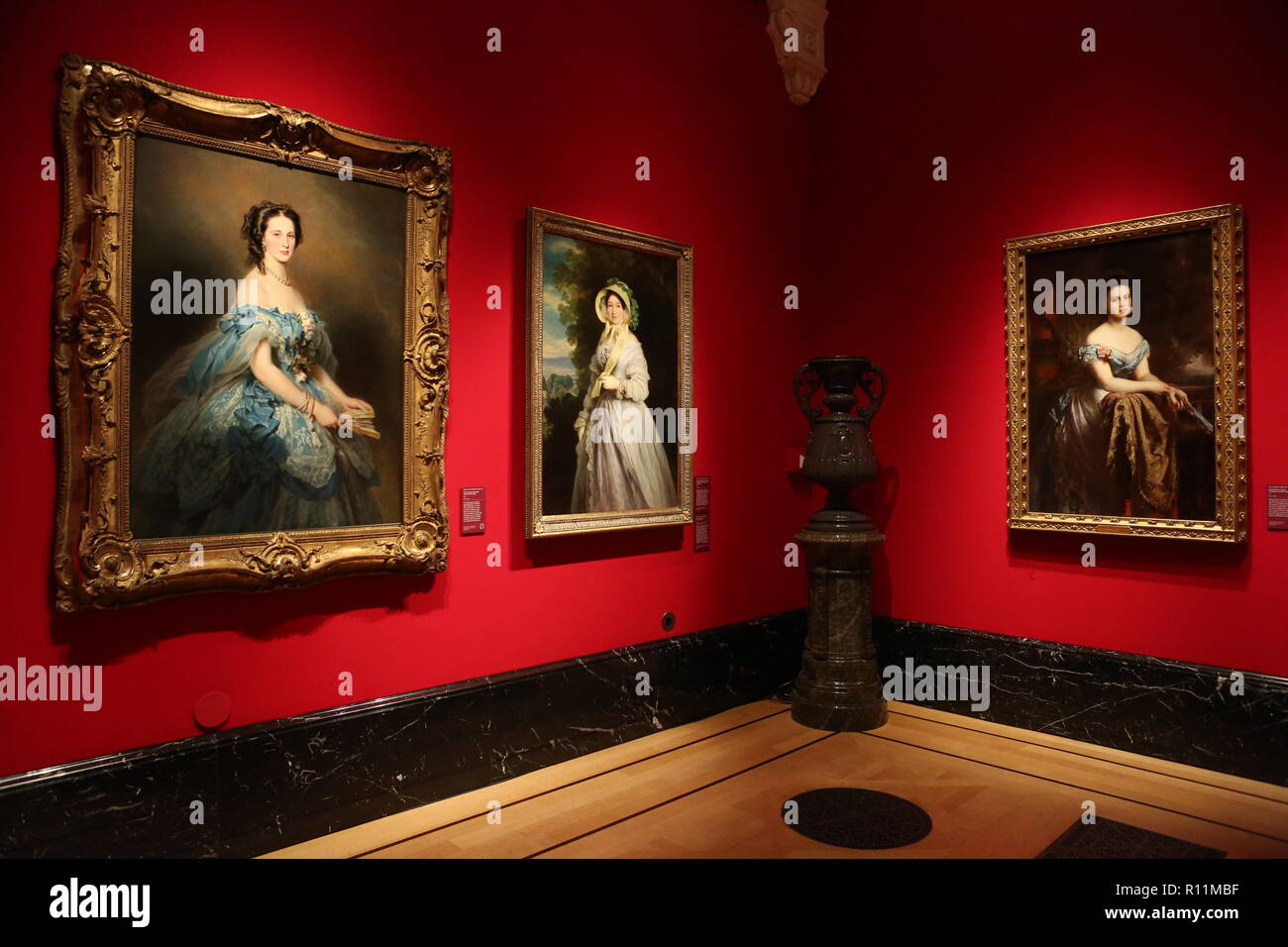 The Queen's Gallery , Buckingham Palace Stock Photo Alamy The Queen's Gallery , Buckingham Palace Stock Photo Alamy