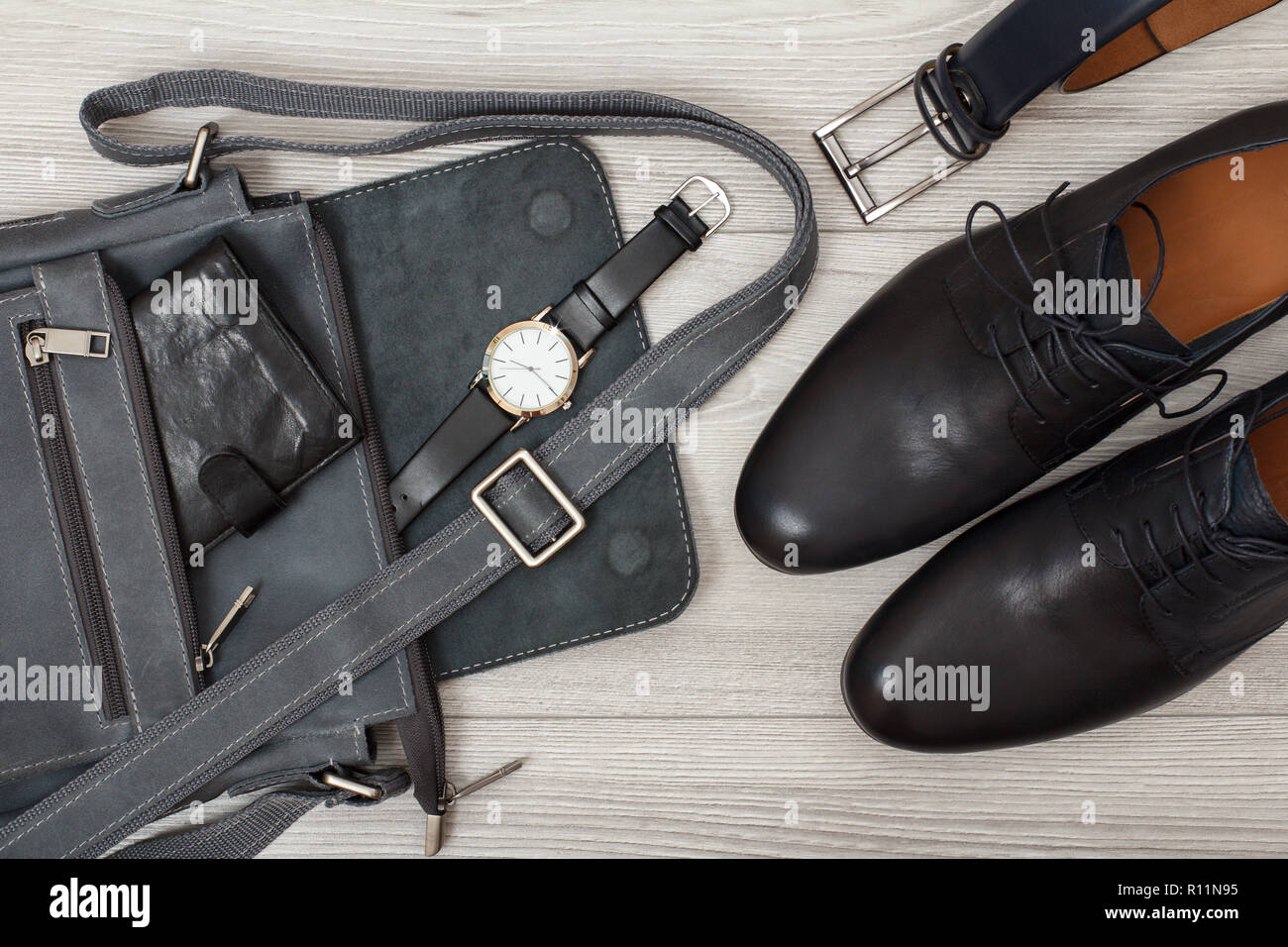 mens belts and wallets