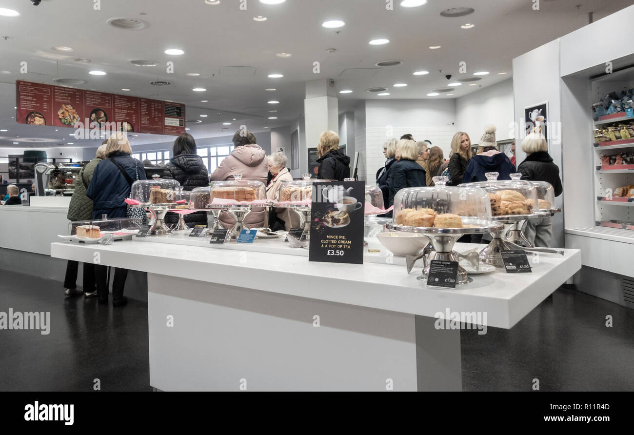 Marks and spencer food hires stock photography and images Alamy