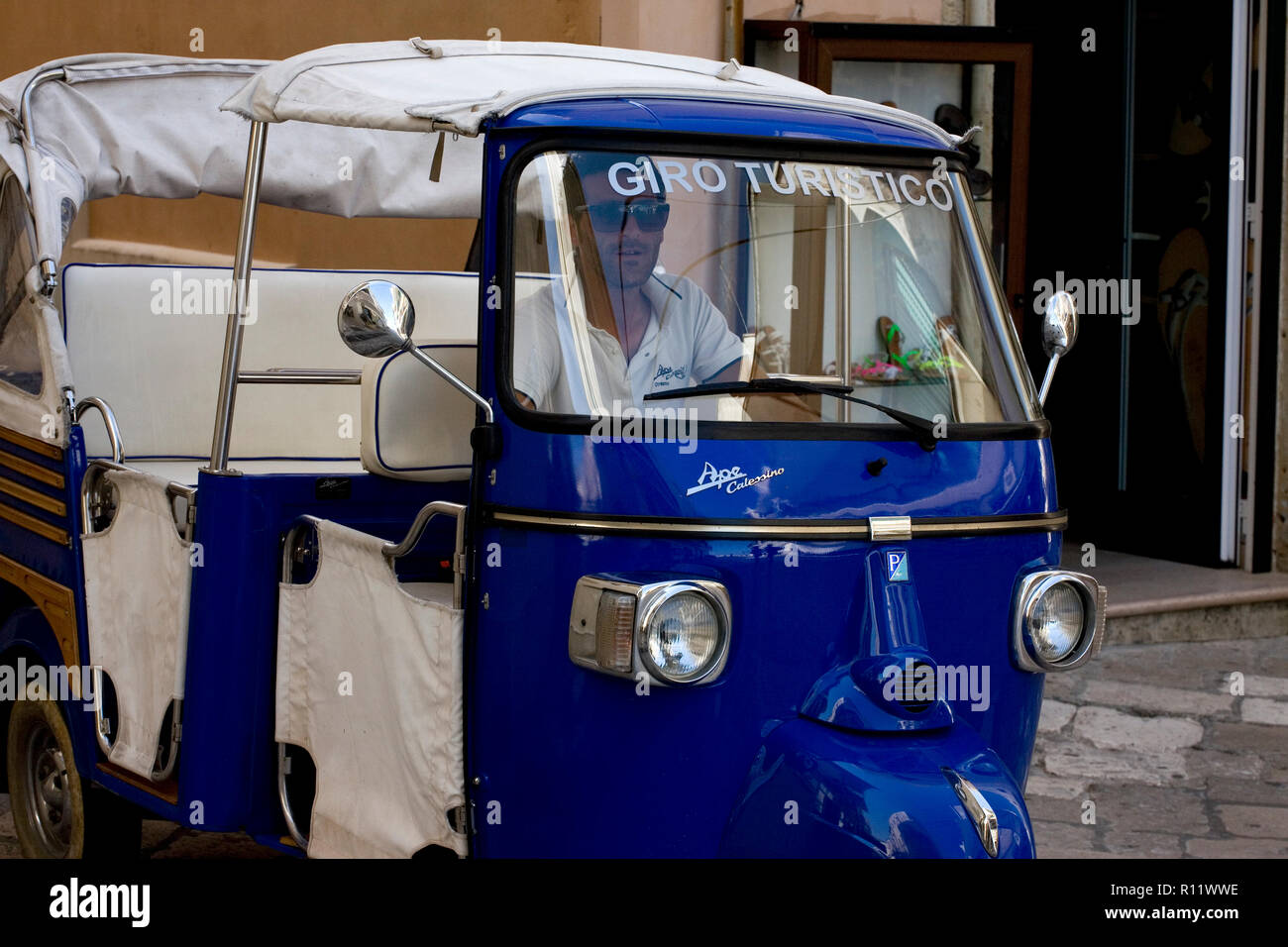 Tourist transport, Largo Camillo Benso Conte di Cavour, Otranto, Apulia, Italy Stock Photo