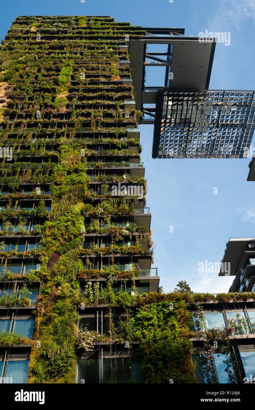 08.05.2018, Sydney, New South Wales, Australia - A view of the One Central Park building, a sustainable mixed-use and multi-residential complex. Stock Photo
