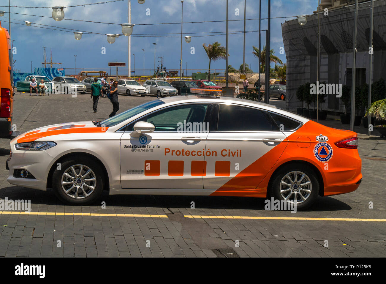 Civil Protection car in Santa Cruz De Tenerife, Canary Islands, Spain Stock  Photo - Alamy