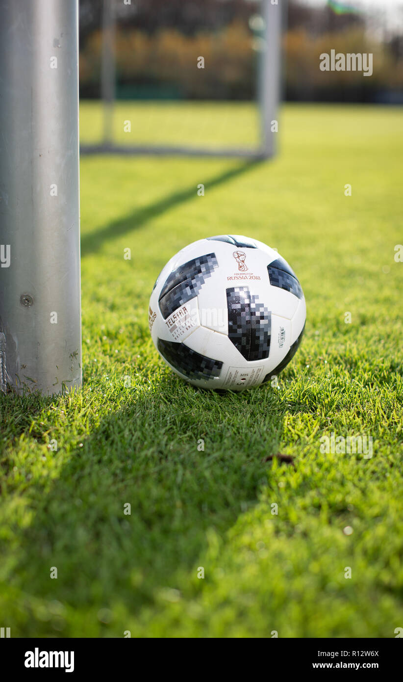 08 November 2018, North Rhine-Westphalia, Harsewinkel: A football with the imprints "Telstar 18 Official Matchball" and "Russia 2018" lies in front of a goal on the pitch during a training session of the German women's national soccer team. Photo: Friso Gentsch/dpa Stock Photo