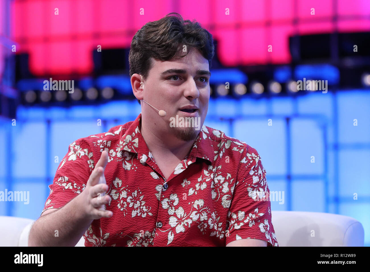 Lisbon, Portugal. 8th Nov, 2018. Oculus and Anduril Founder Palmer Luckey speaks during the Web Summit 2018 in Lisbon, Portugal on November 8, 2018. Credit: Pedro Fiuza/ZUMA Wire/Alamy Live News Stock Photo