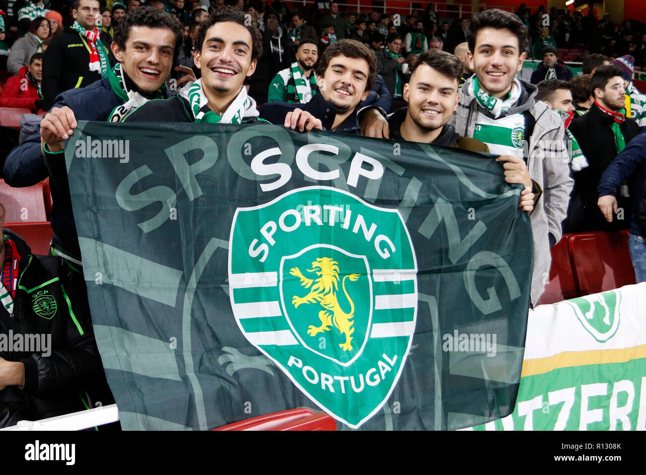 London Uk 8th November 2018 Sporting Club De Portugal Fans During The Uefa Europa League Group