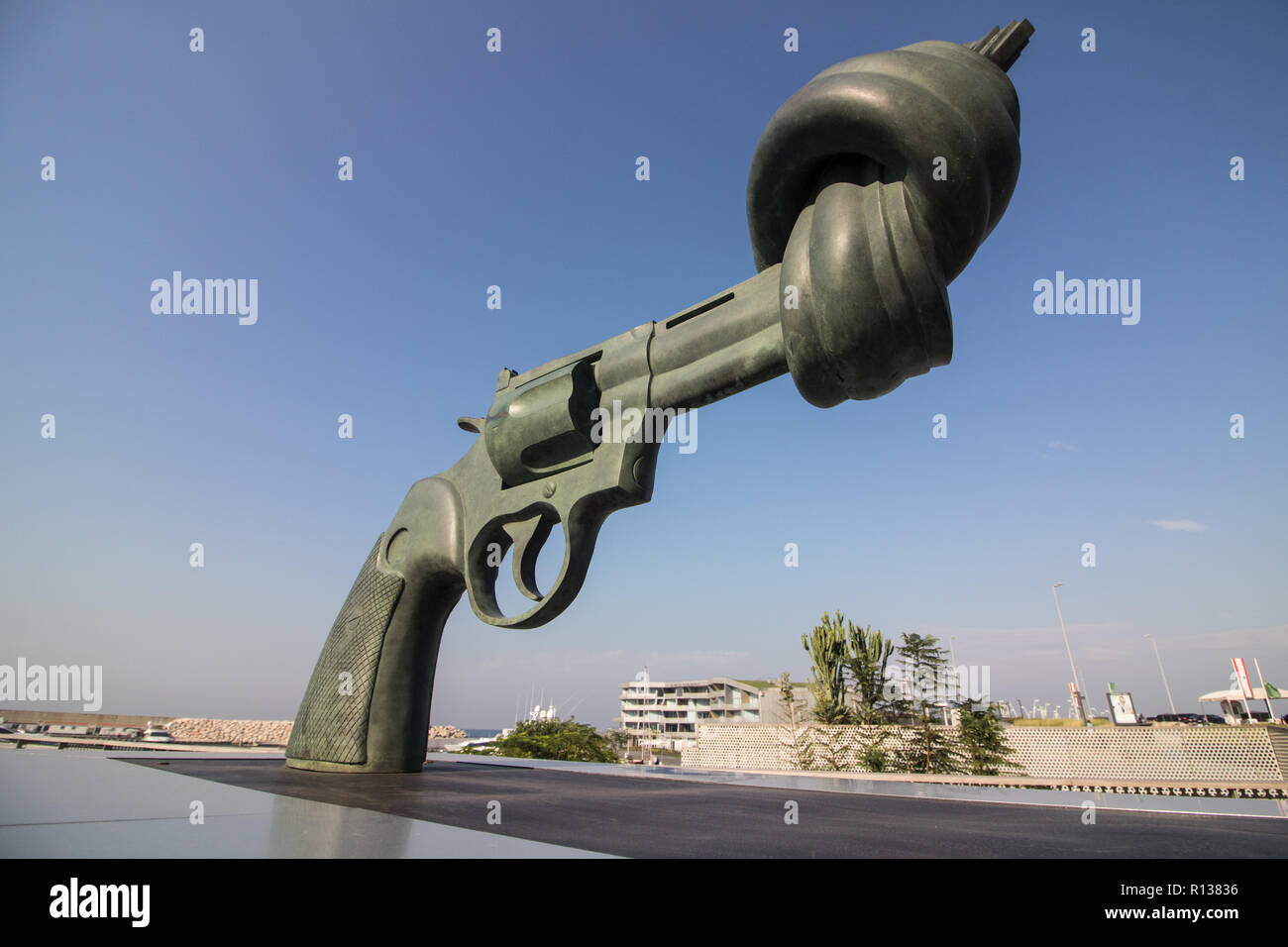 357 revolver hi-res stock photography and images - Alamy