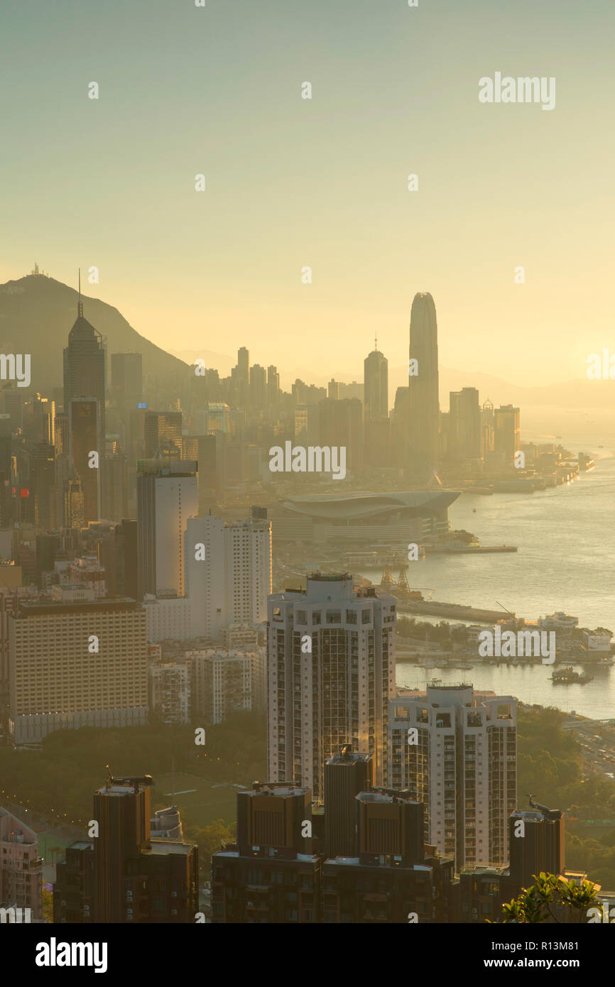 Skyline of Hong Kong Island at sunset, Hong Kong Stock Photo - Alamy