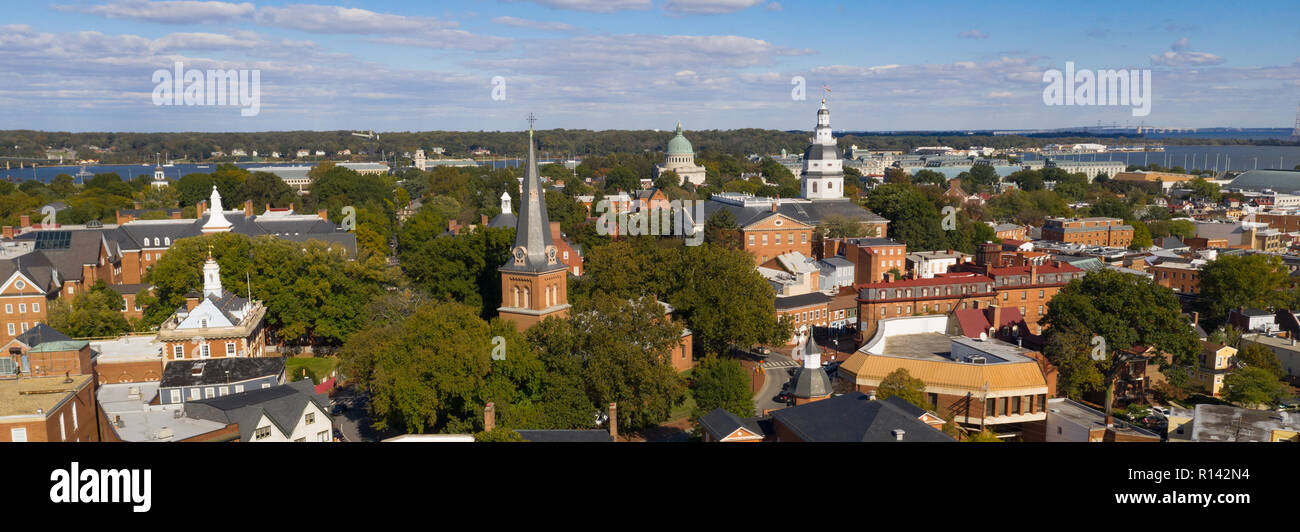 The Naval Academy Dome and the Maryland Statehouse buildings show up centered in the Annapolis Skyline Stock Photo