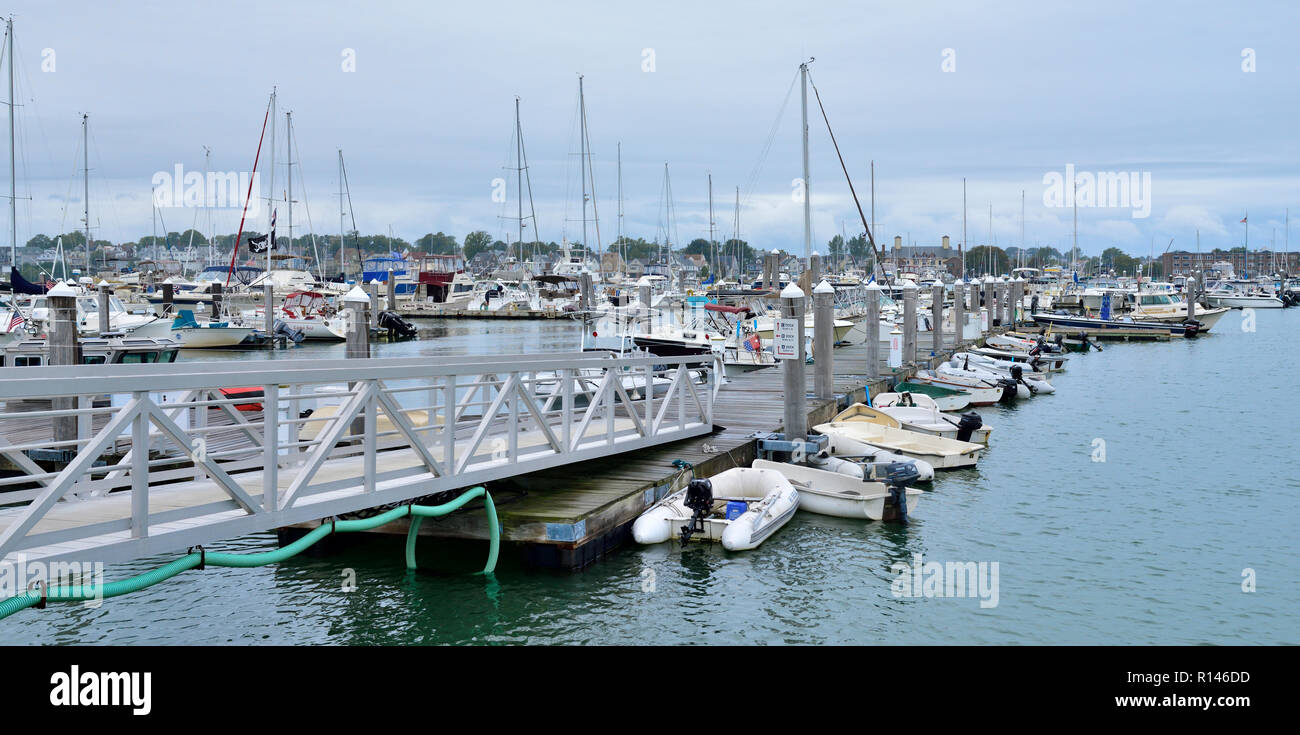 Winthrop harbor hires stock photography and images Alamy