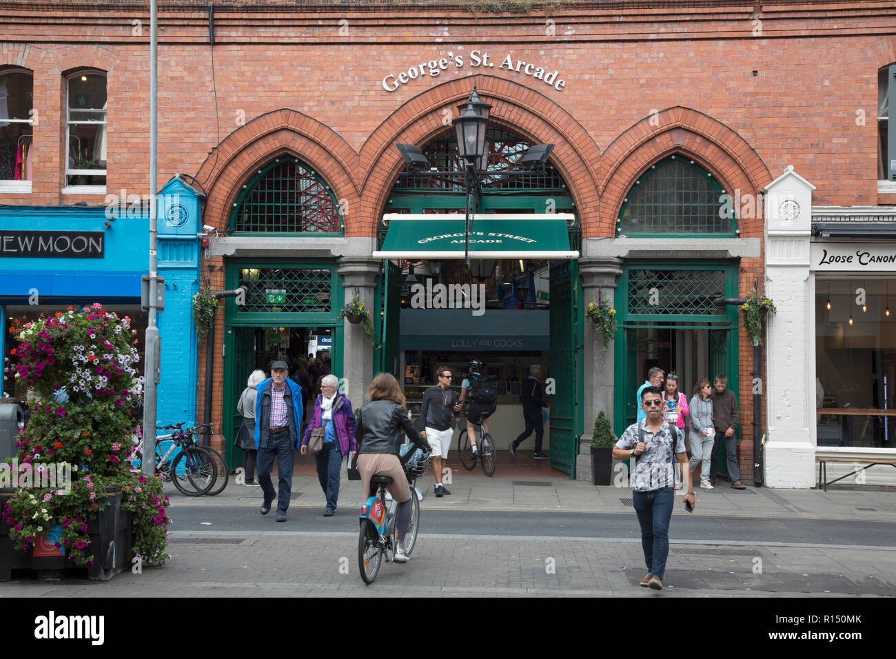 Street Arcade, Dublin, Ireland Stock Photo Alamy