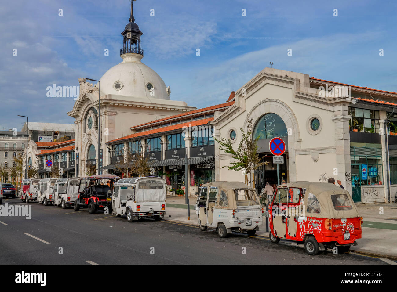 Markthalle Mercado da Ribeira, Avenida 24 de Julho, Lissabon, Portugal Stock Photo
