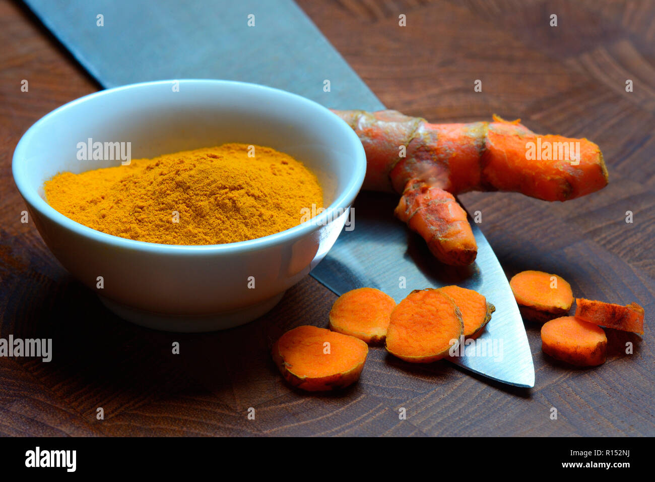 Indian saffron powder Stock Photo Alamy