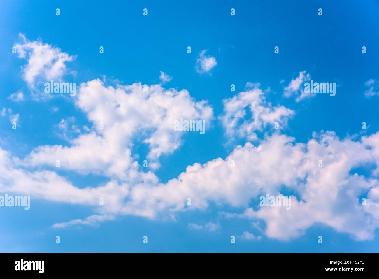 White cumulus clouds in good sunny weather Stock Photo - Alamy