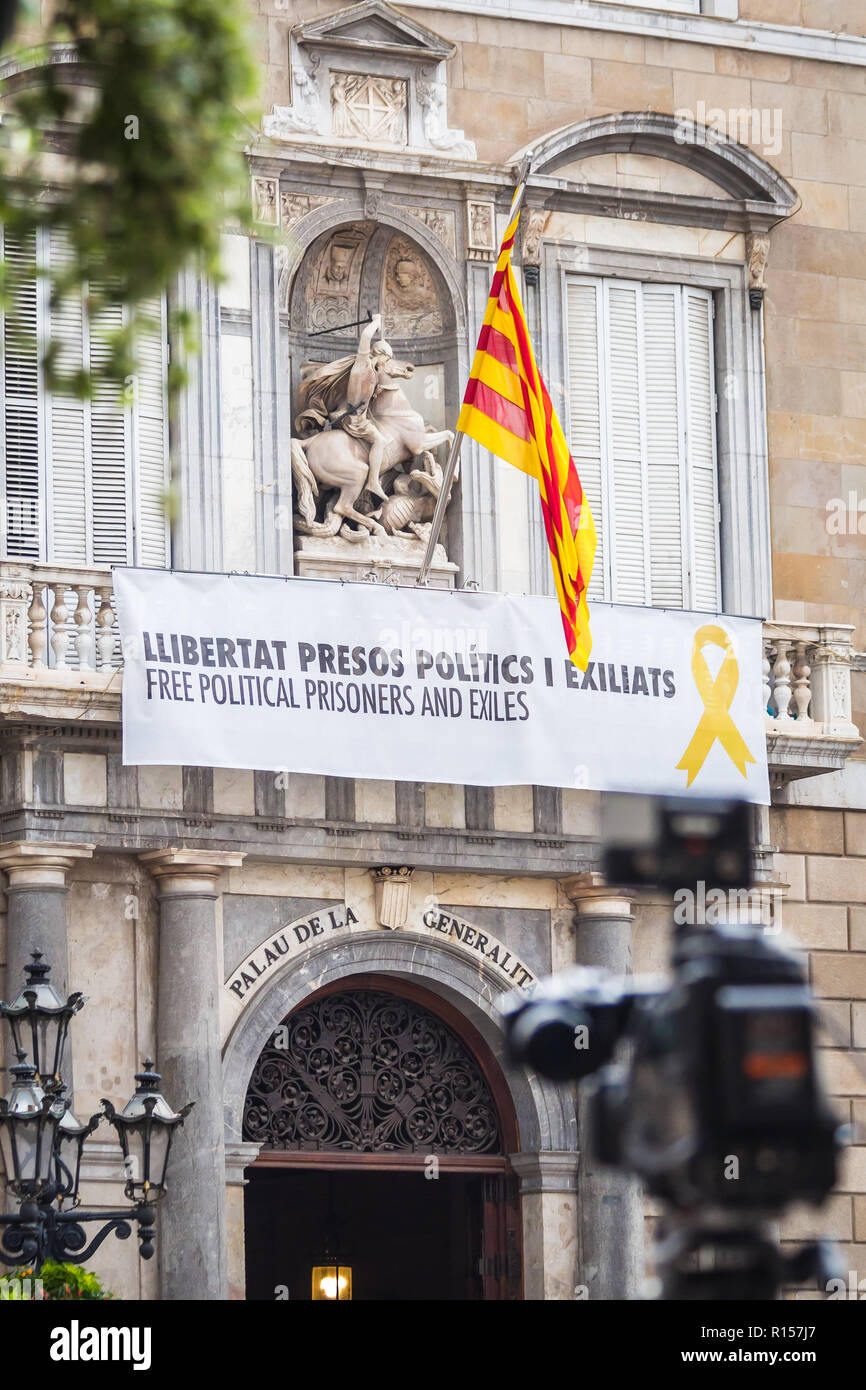 Barselona, Spain - August 30, 2018 - Building of the Generalitade Catalunya with a banner demanding to release political prisoners Stock Photo