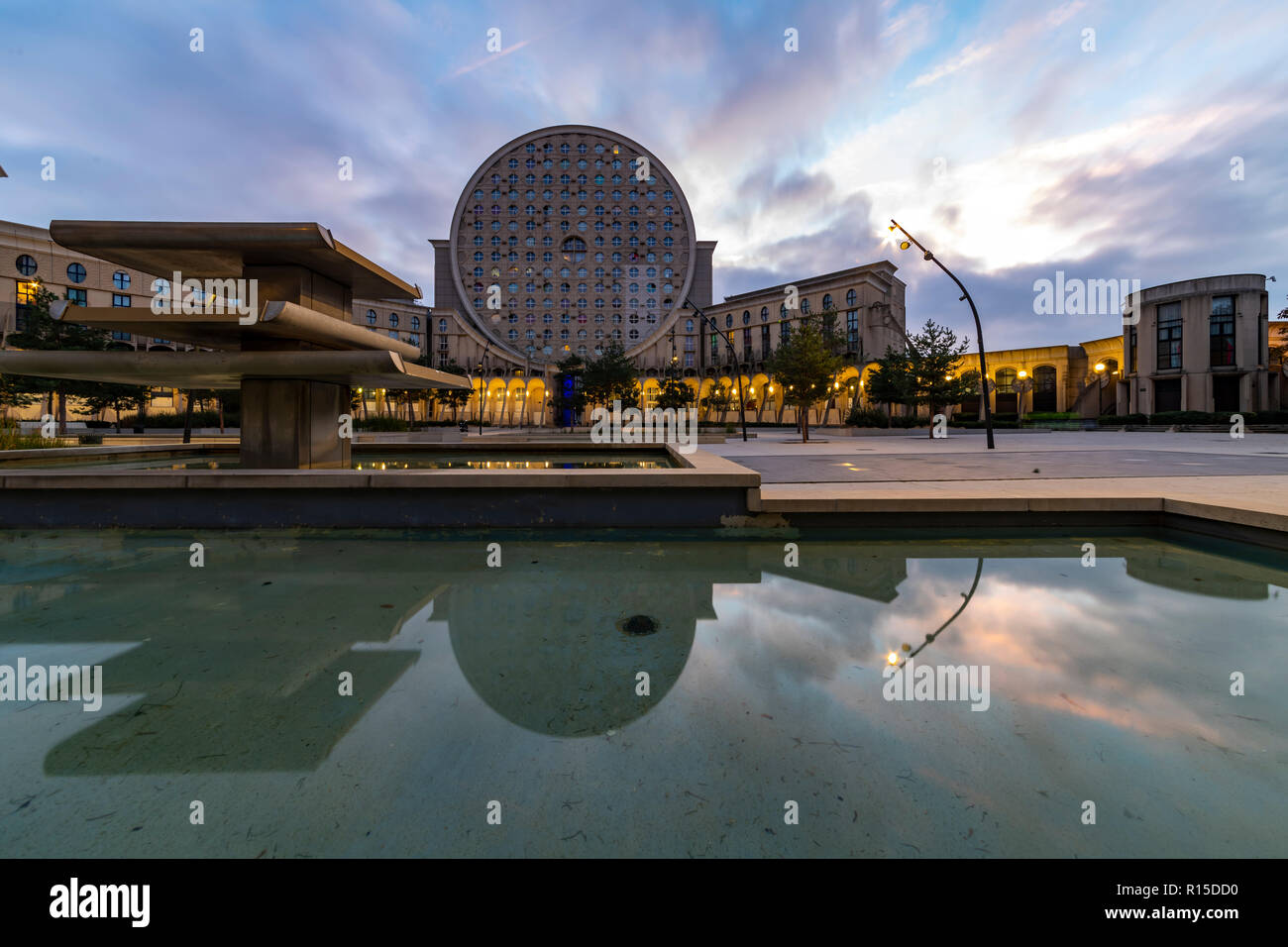 Noisy Le Grand 25 October 18 Central Place Of Pablo Picasso Arena In Noisy Le Grand City Near Euro Disney Park Paris France Stock Photo Alamy