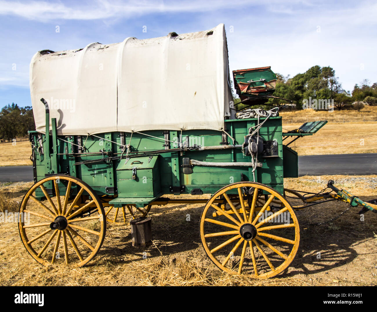 Old Fashioned Wooden Covered Wagon Stock Photo Alamy