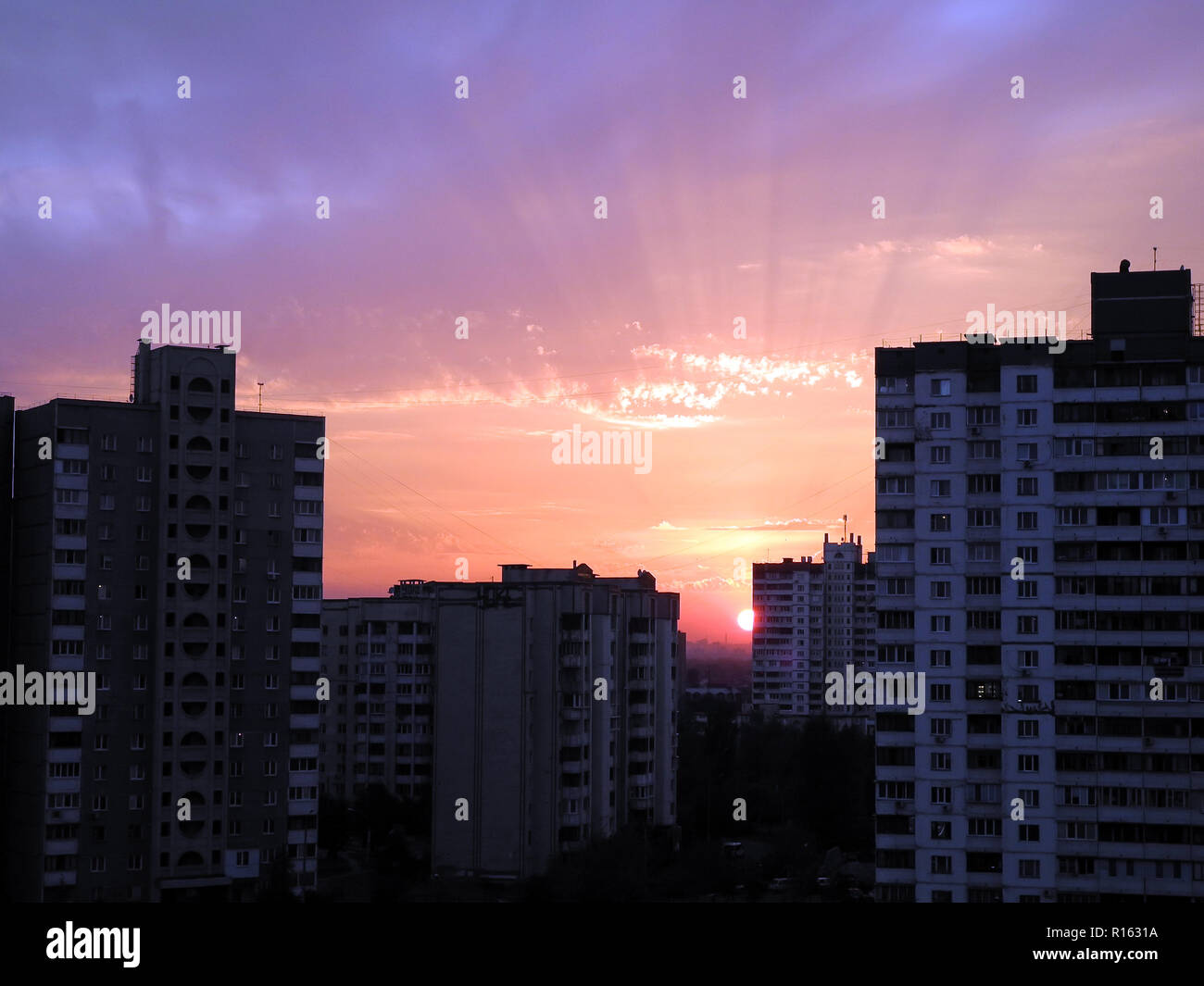 Beautiful Sunset In The City View From High House Window Sleeping Quarters In City Kiev Stock Photo Alamy Beautiful Sunset In The City View From High House Window Sleeping Quarters In City Kiev Stock Photo Alamy