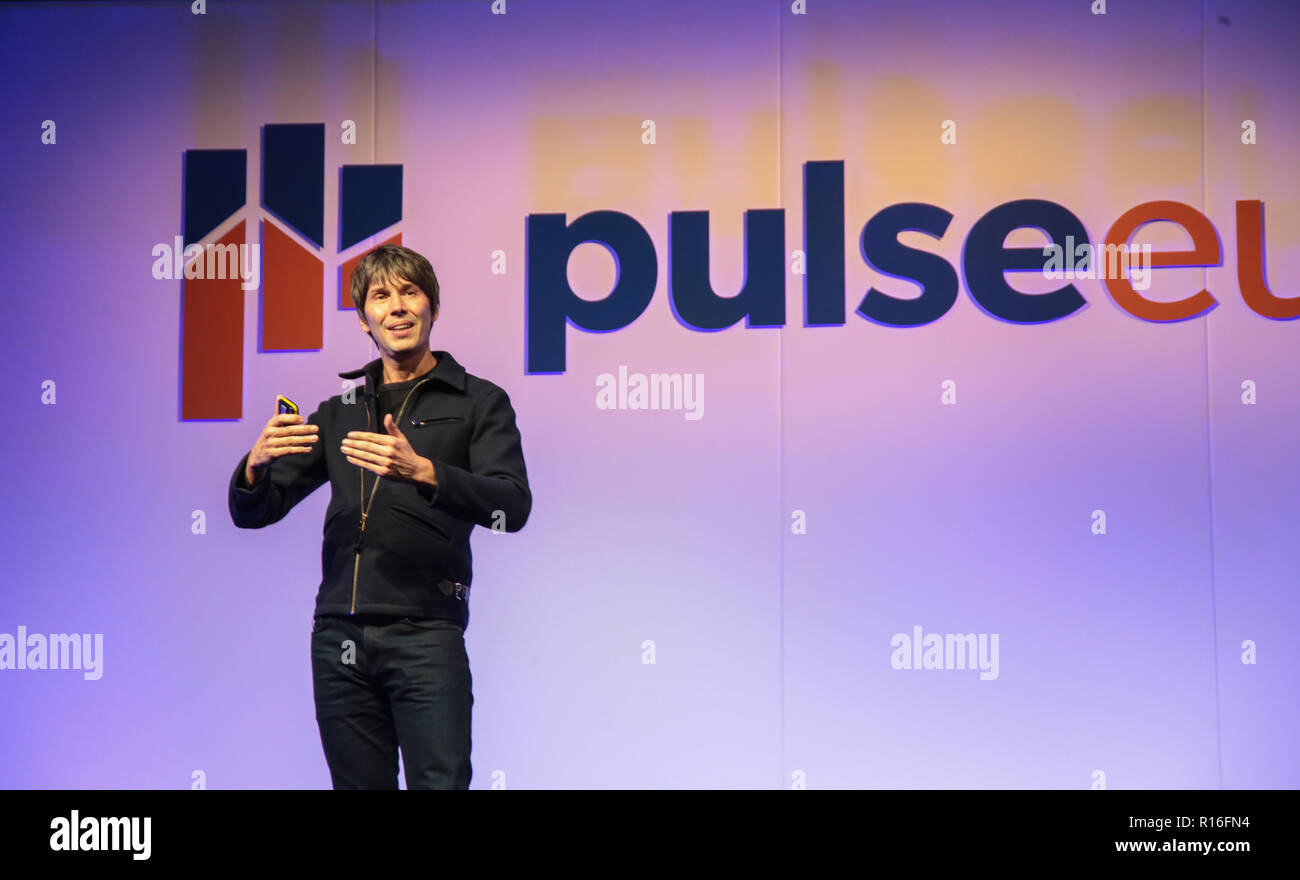London UK 09 Nov 2018  Prof. Brian Cox Arguably the UK's best known experimental physicist, Professor Brian Cox's books and TV program's have been read and watched around the world and credited with making science engaging and accessible to millions.speaking at The Pulse Europe, the show that focuses on  Customer Success as it has become  one of the fastest growing professions in the modern economy@Paul Quezada-Neiman/Alamy Live News Stock Photo