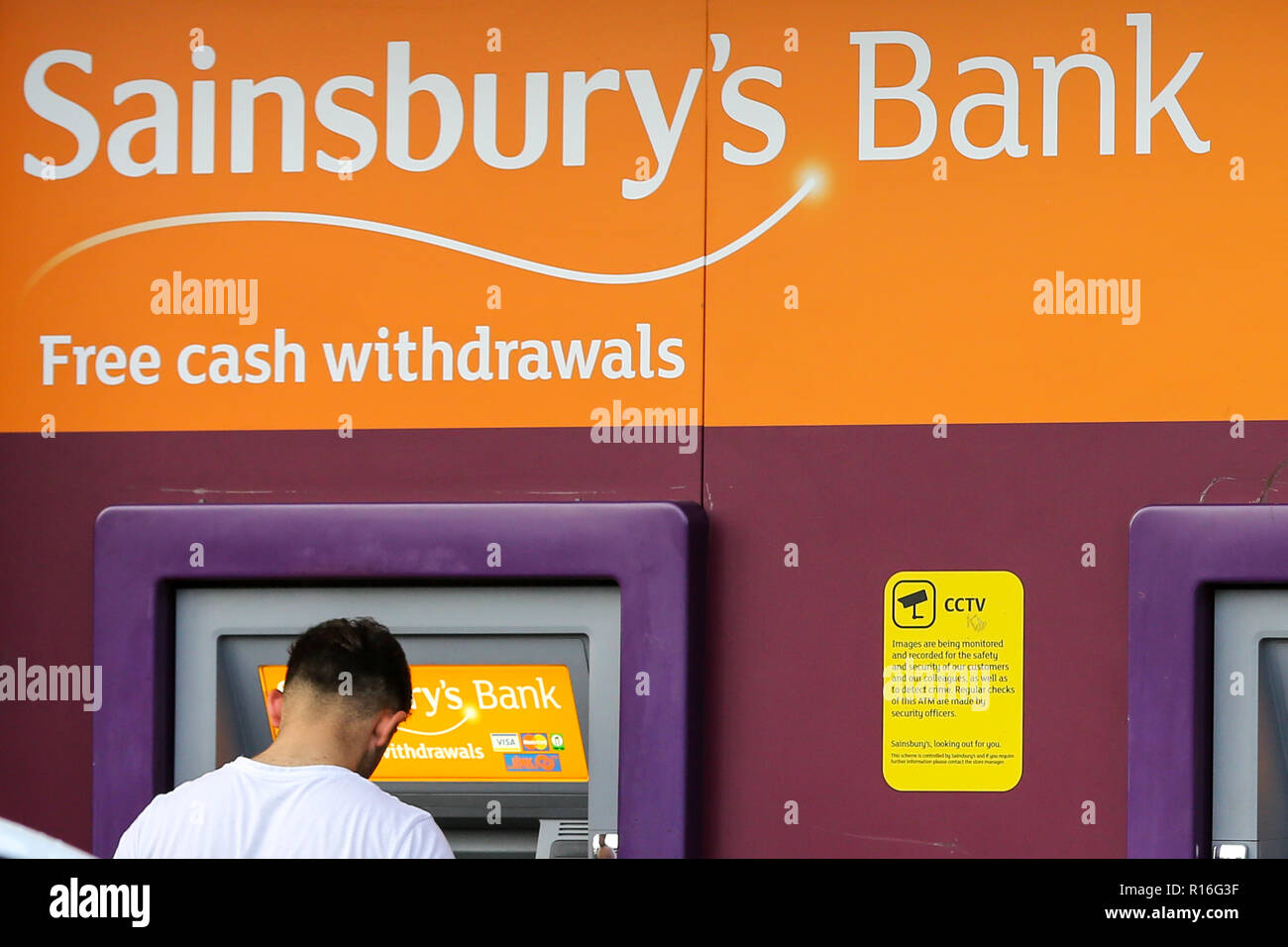 Sainsbury's atm hires stock photography and images Alamy