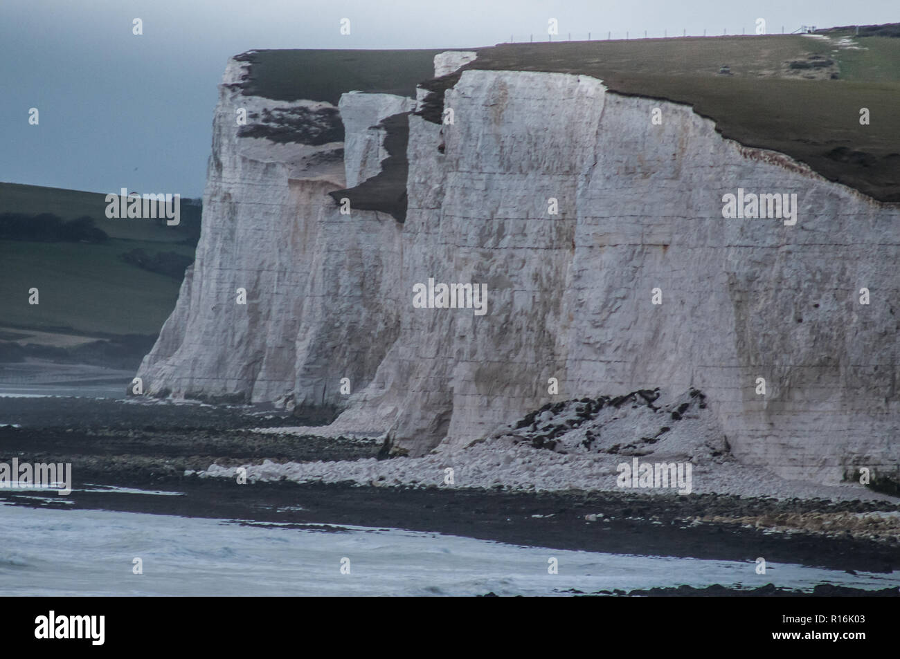 Birling Gap, Eastbourne, East Sussex, UK. 9th Nov, 2018. There has been another very significant cliff fall at Flagstaff to the West of the recent fall at Flat Hill which NT advised was the biggest for over a decade however the newer fall may prove to be even bigger. Stock Photo