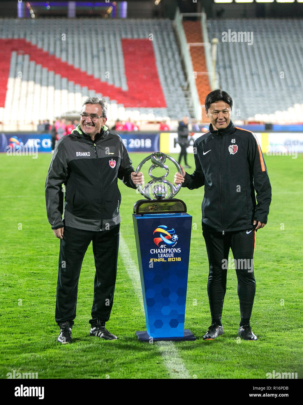 pics Afc Champions League Final 2018 https www alamy com tehran iran 9th nov 2018 branko ivankovic l head coach of irans persepolis and oiwa go head coach of japans kashima antlers pose with the afc champions league trophy ahead of the second leg of the afc champions league final football match between irans persepolis and japans kashima antlers in tehran iran nov 9 2018 credit ahmad halabisazxinhuaalamy live news image224498775 html