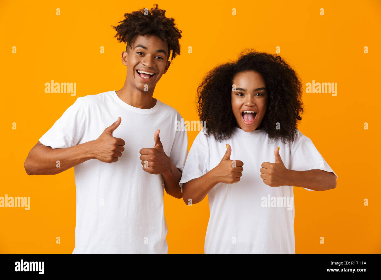 couples sharing thumbs Couples sharing thumbs