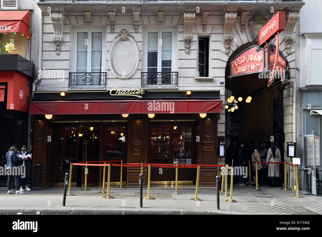 Bouillon Chartier Restaurant Paris France Stock Photo Alamy