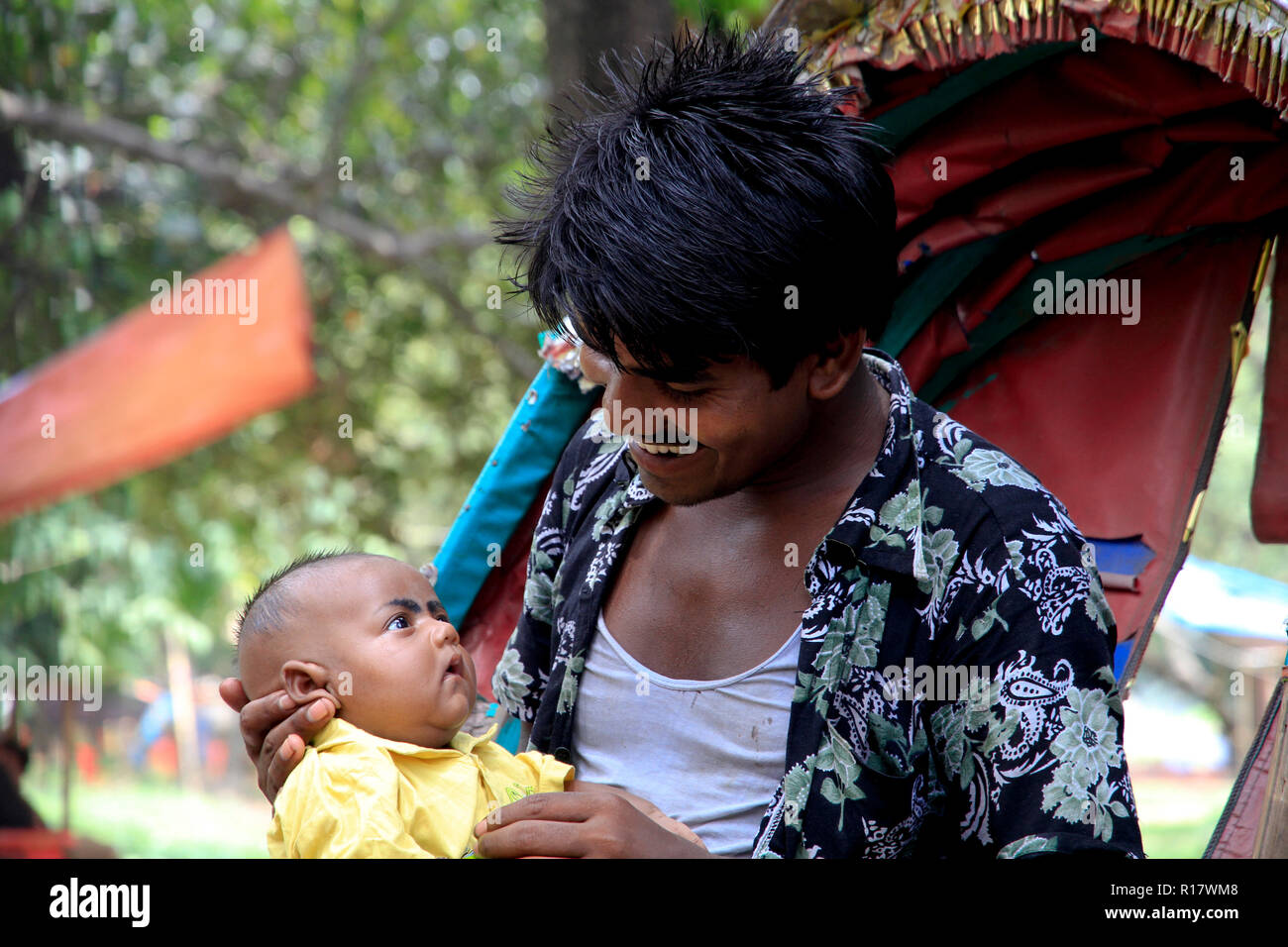 Bangladeshi baby hi-res stock photography and images - Alamy