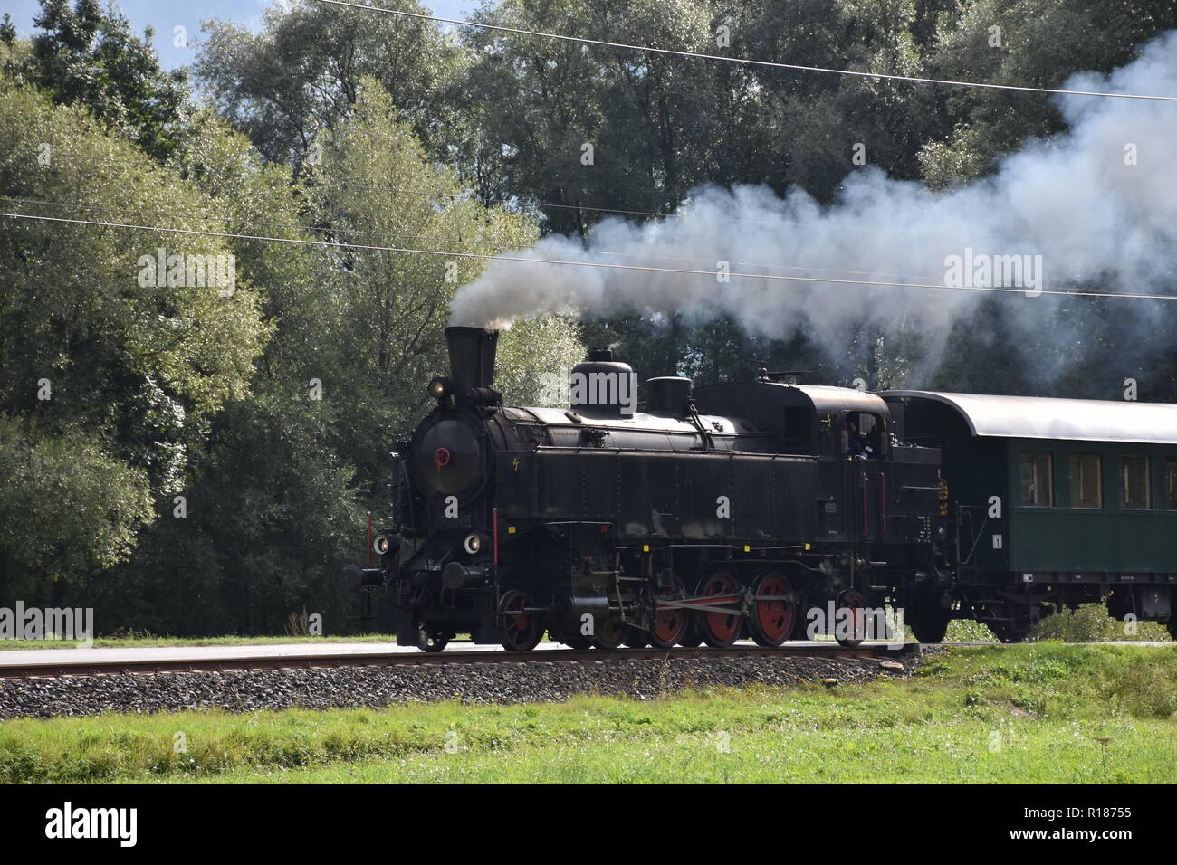 Österreich, Osttirol, Lienz, Pustertalbahn, Dampflok, Dampf, Sonderzug, Rauch, Baureihe, 93, BBÖ, Triebwerk, Zylinder, Luftpumpe, Tender, Laufrad, BBÖ Stock Photo