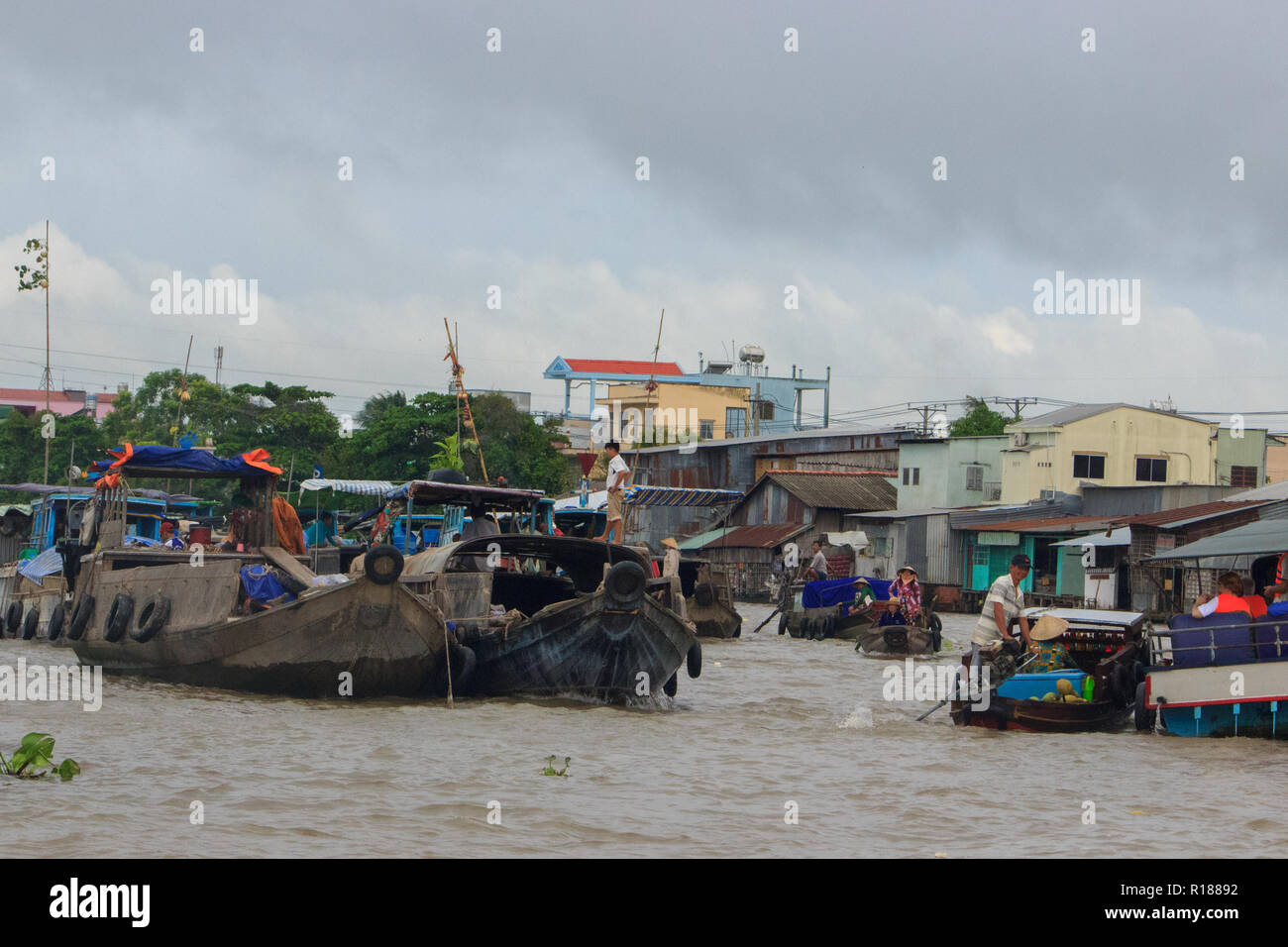 swimming village in the mekong in vietnam Stock Photo - Alamy