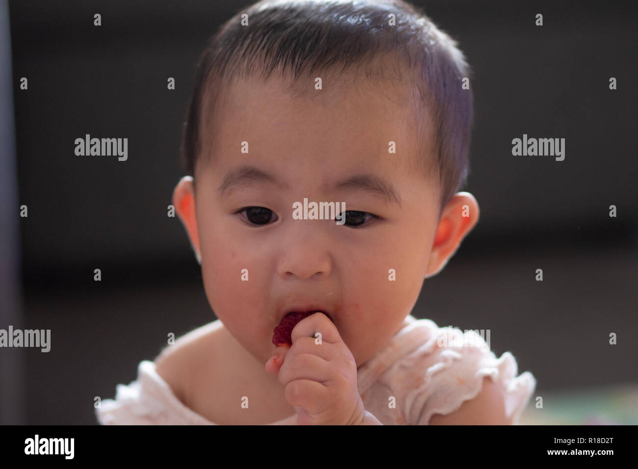 6 month old baby hi-res stock photography and images - Alamy