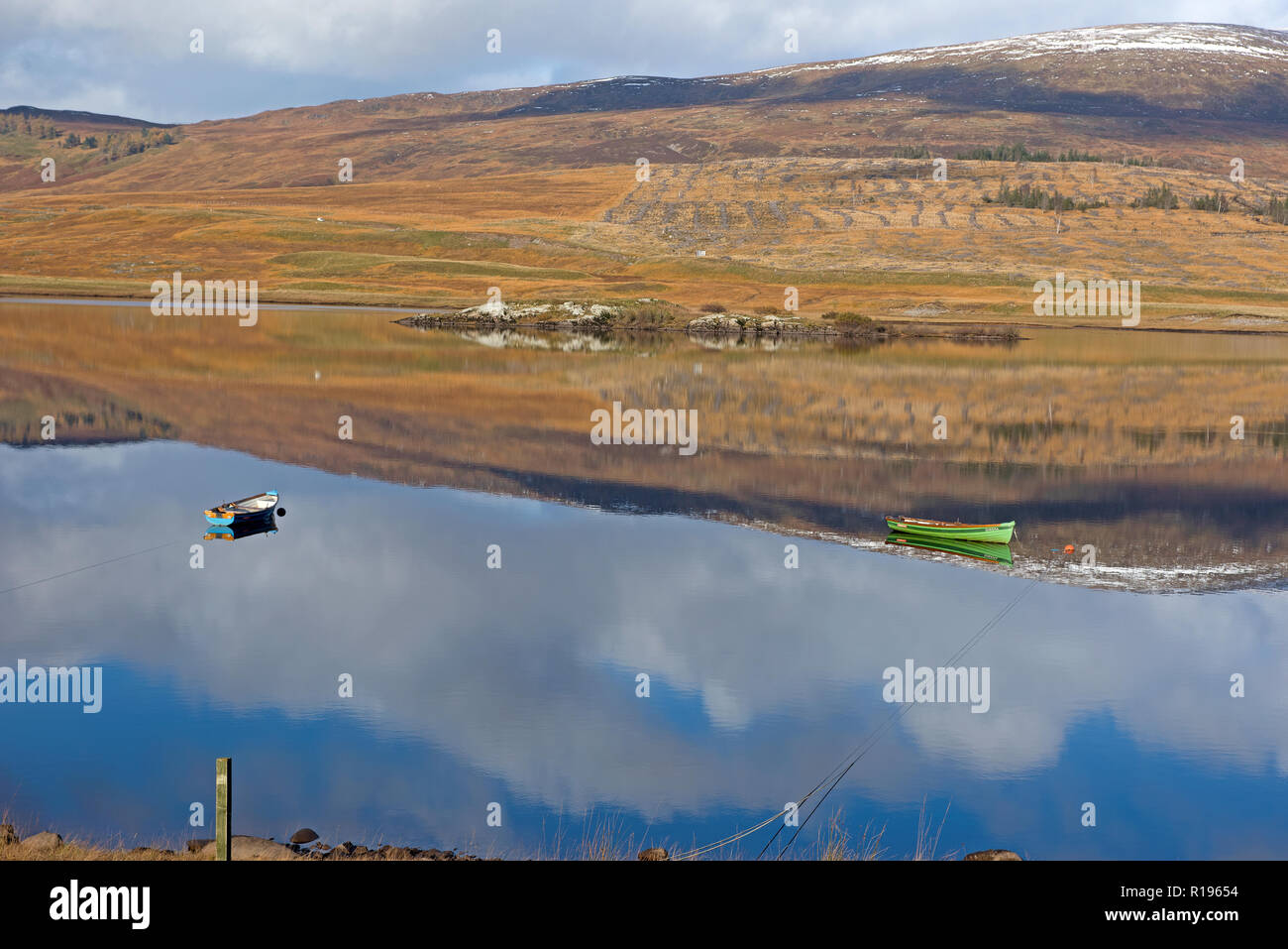 Laggan dam hires stock photography and images Alamy