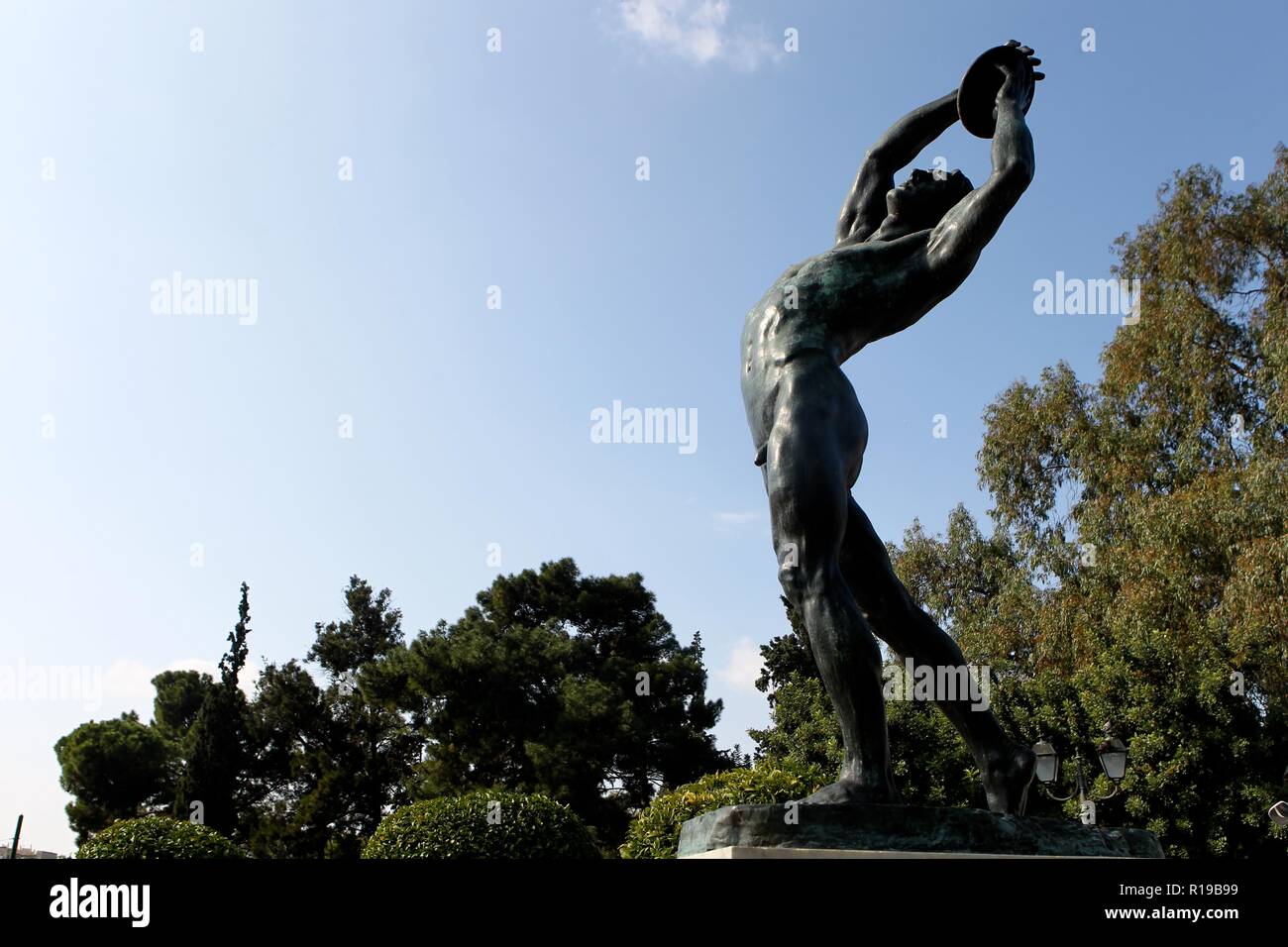 Greek sculpture discus hires stock photography and images Alamy