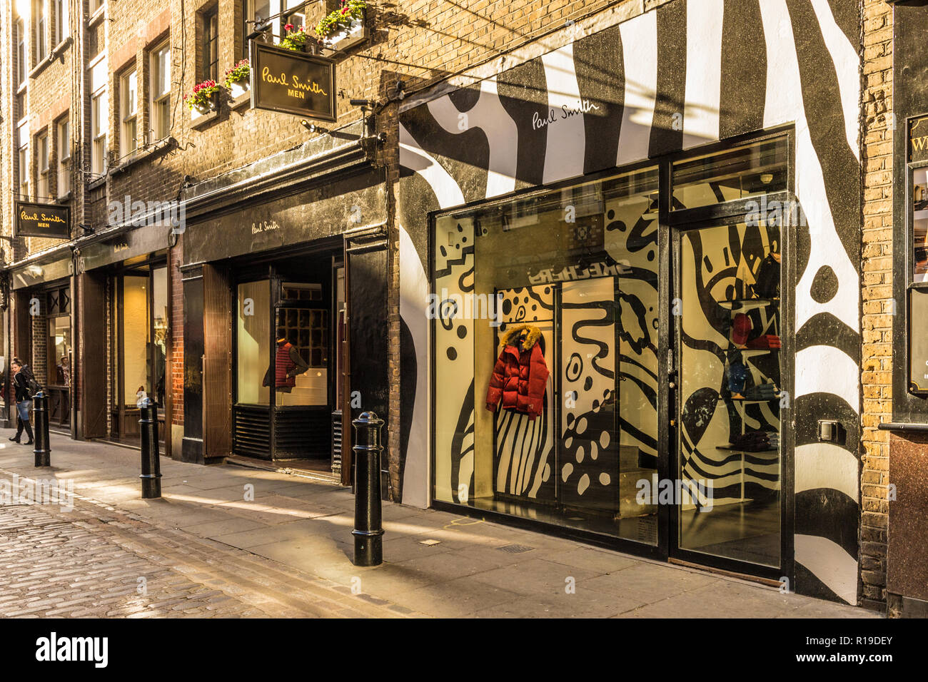 Paul smith floral street london hi-res stock photography and images - Alamy