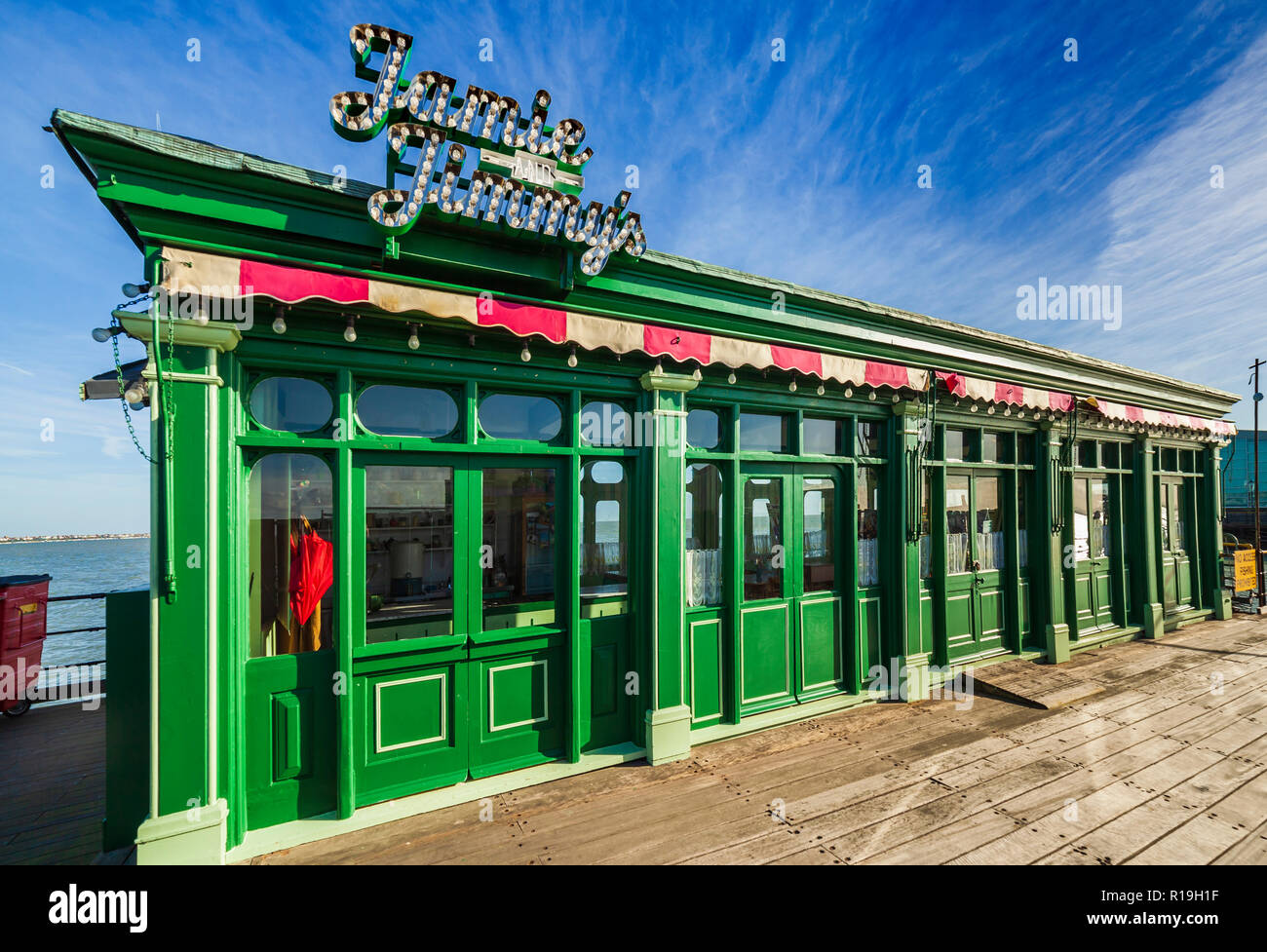Jamie and Jimmy's restaurant on Southend Pier Stock Photo Alamy