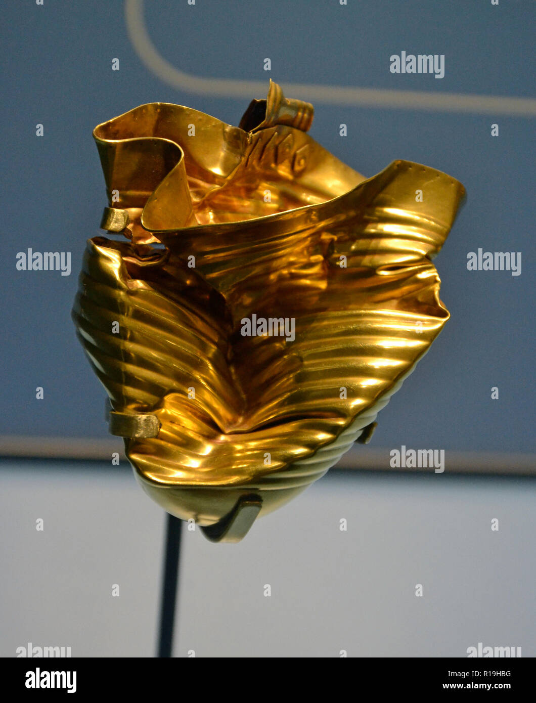 Body of a cup made from gold in 'Making Connections' - the new exhibition (opened October 2018) in Stonehenge Visitor Centre, Wilshire, UK. Stock Photo