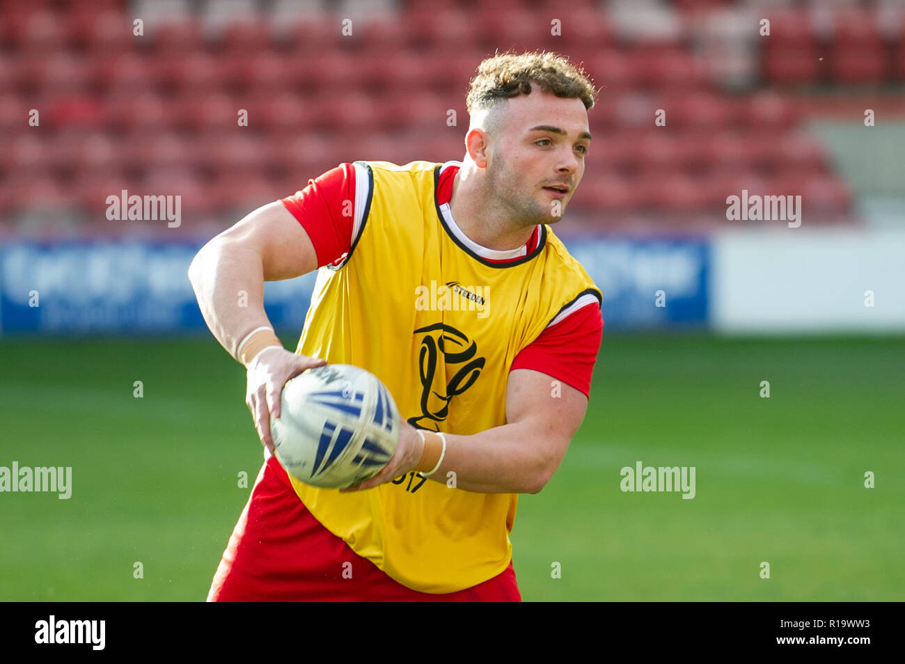 Curtis davies wales hi-res stock photography and images - Alamy