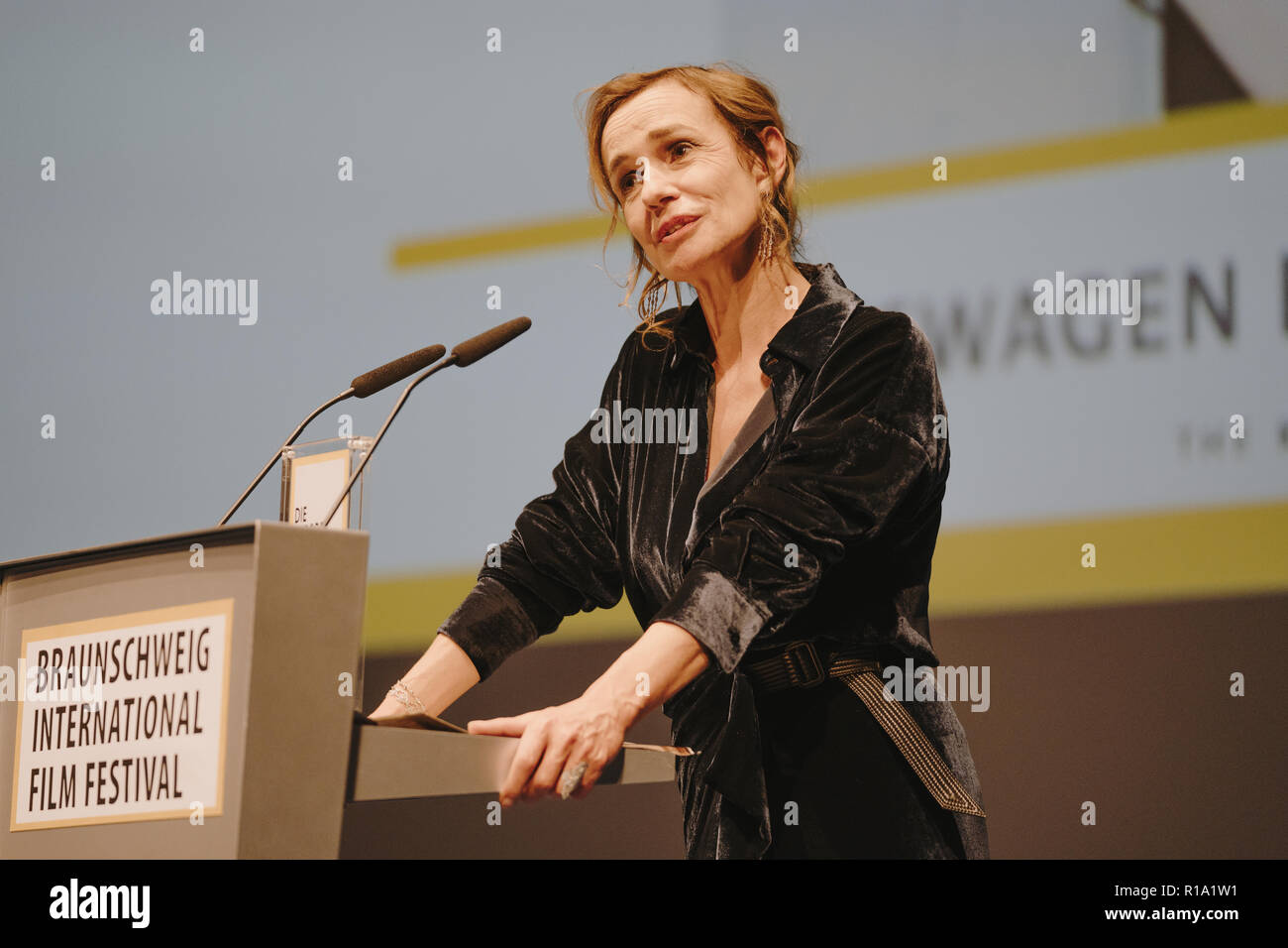 Braunschweig, Germany. 10th Nov, 2018. The French actress Sandrine Bonnaire receives the 20,000 Euro main prize 'Die Europa' from the Braunschweig International Film Festival on the stage of the Staatstheater Braunschweig. Credit: Patrick Slesiona/BIFF/dpa - ATTENTION: Only for editorial use and only with complete mention of the above credit/dpa/Alamy Live News Stock Photo