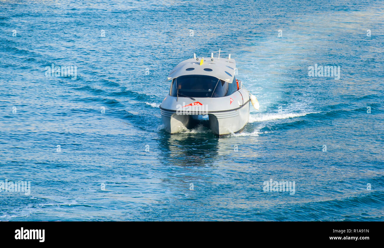 Dubai RTA Boat Service, Businessbay Water Canal Stock Photo