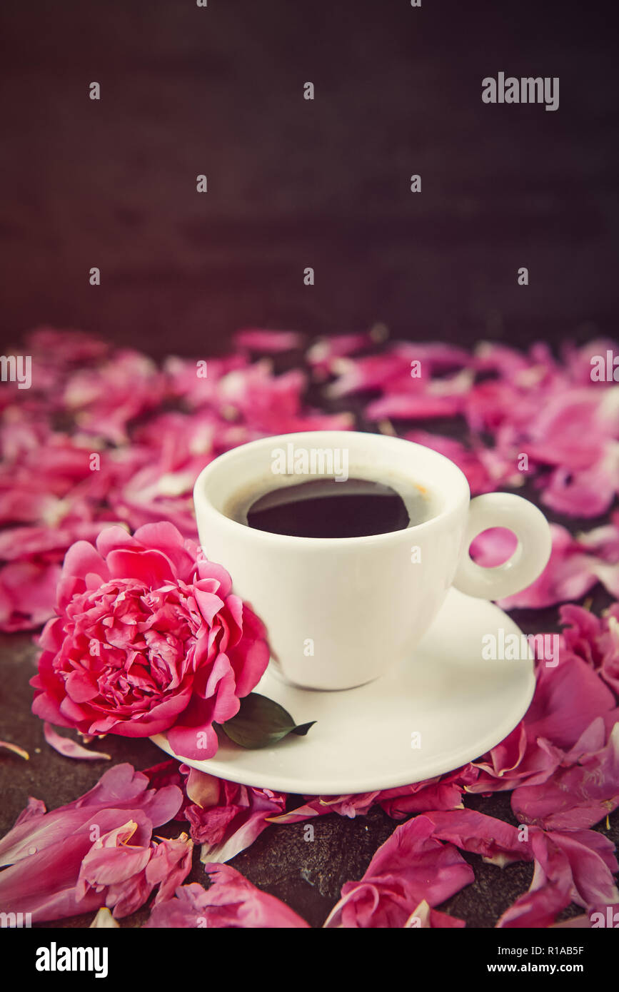 Good morning greeting with flowers and coffee hi-res stock photography and images - Page 2 - Alamy